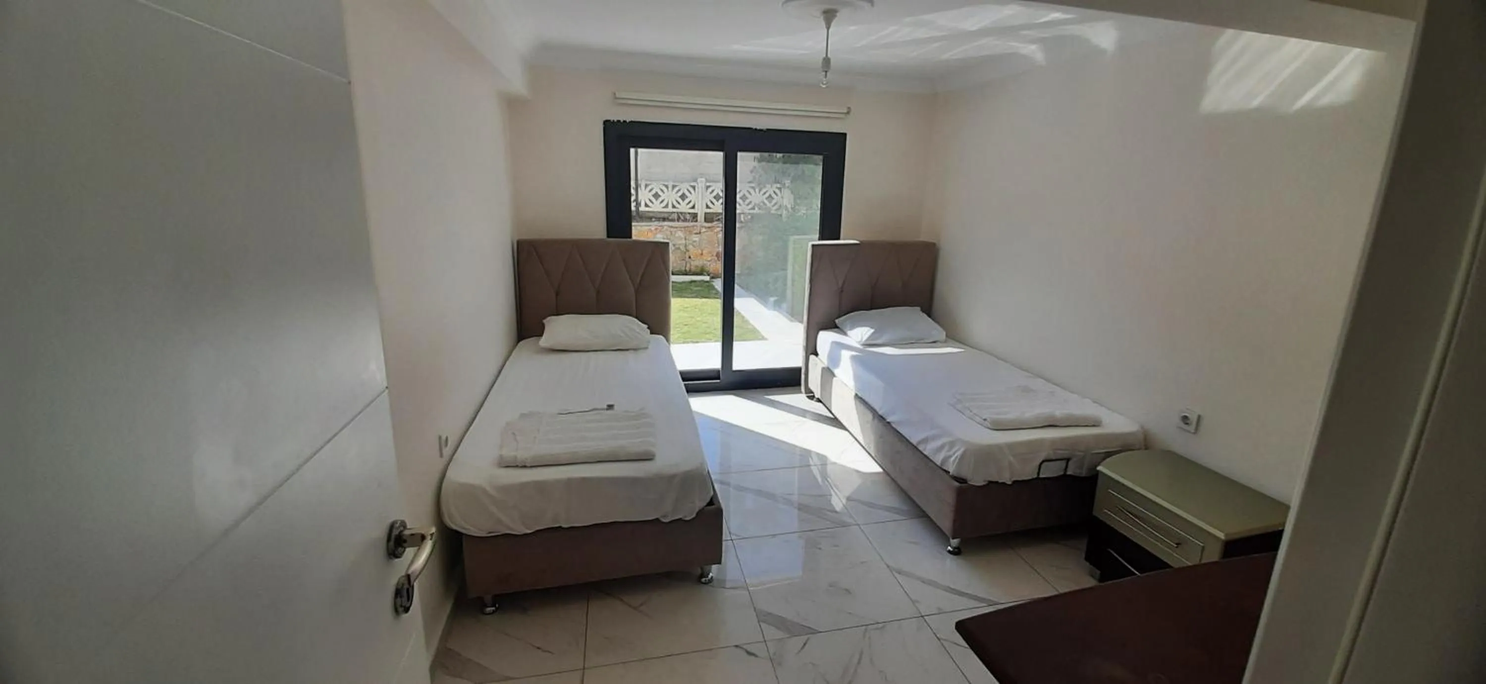 Bed in Çeşme holiday homes