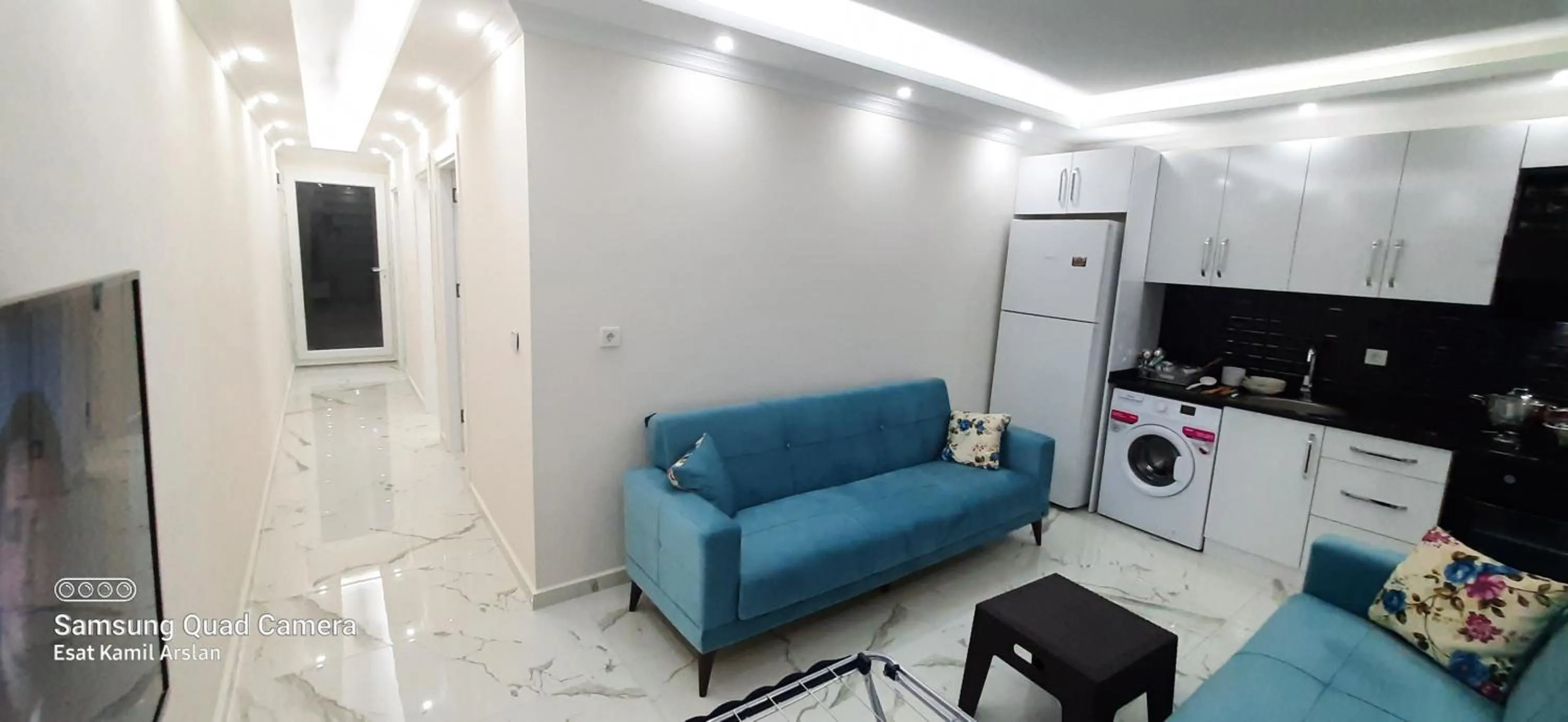 Communal lounge/ TV room in Çeşme holiday homes