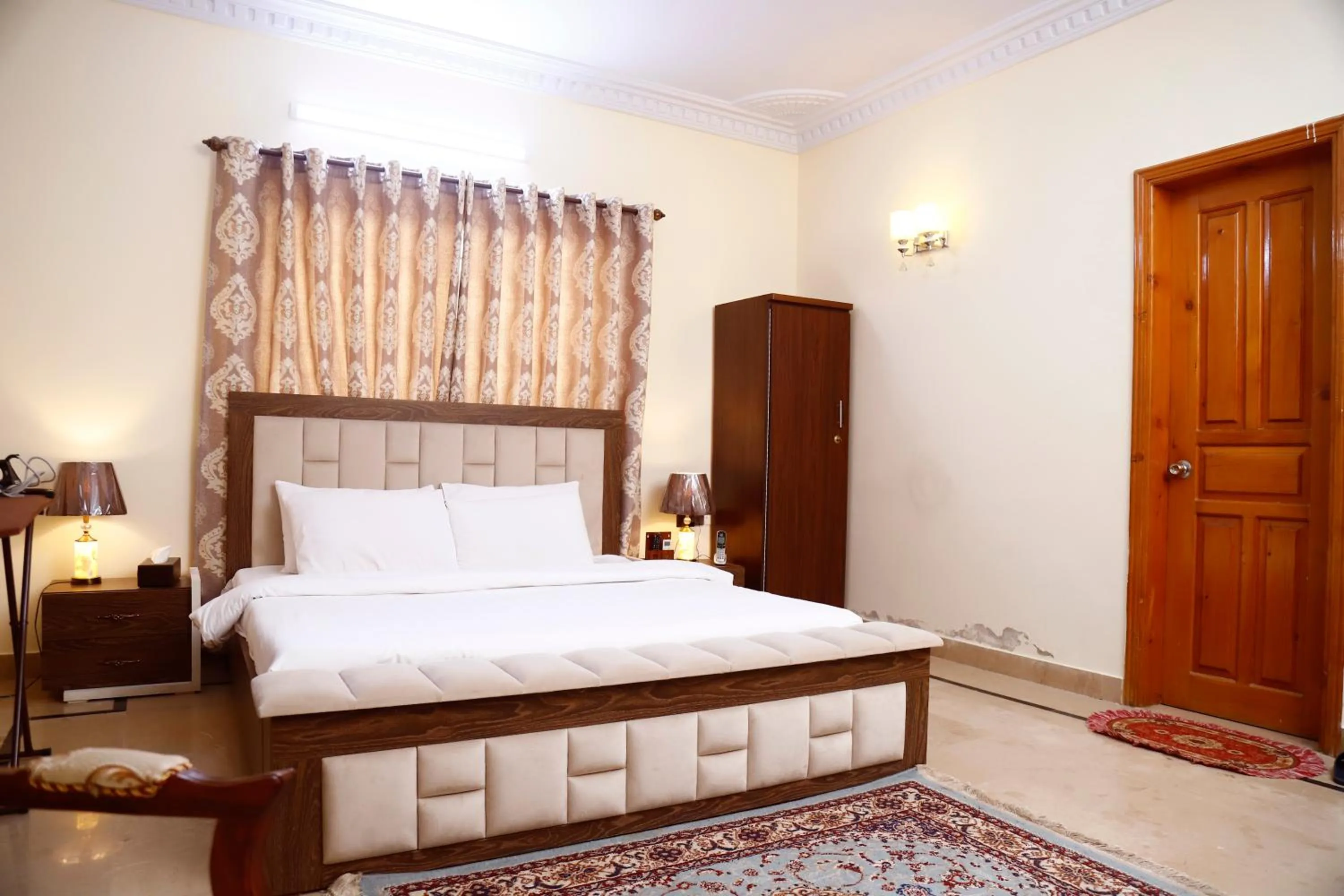 Bedroom in Waypoint Hotel