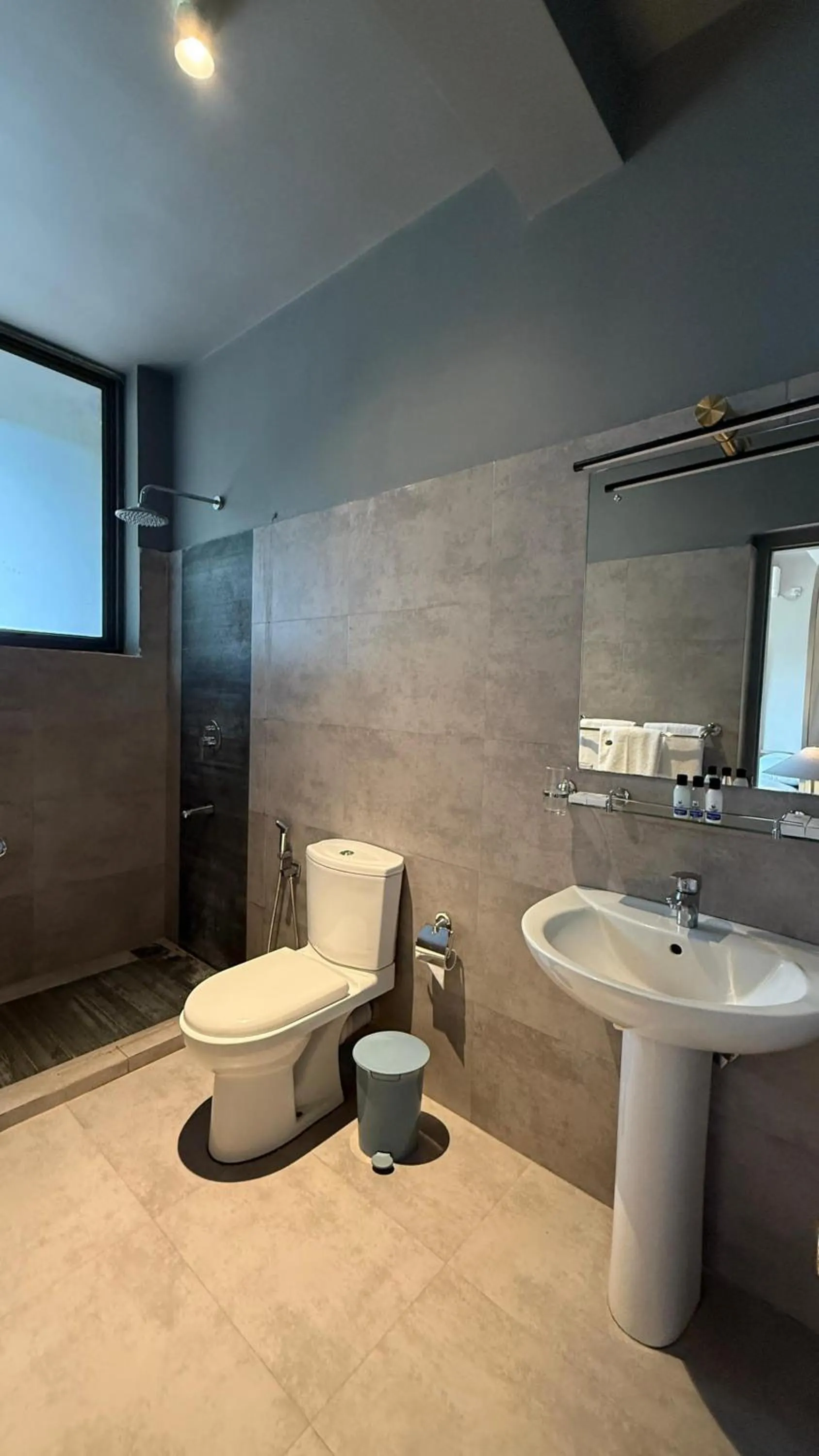 Shower in Mapakada Village - Mahiyanganaya