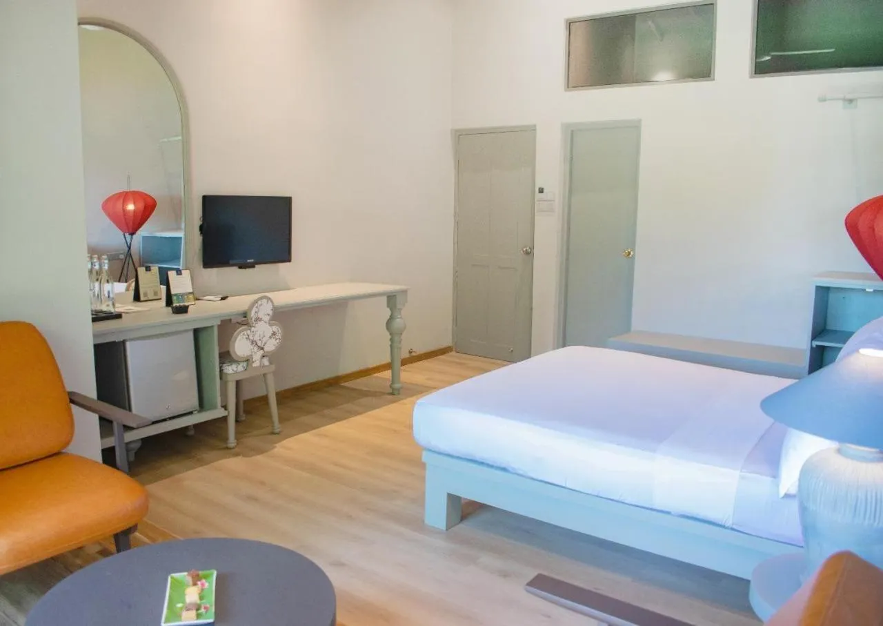 Bed in Mapakada Village - Mahiyanganaya