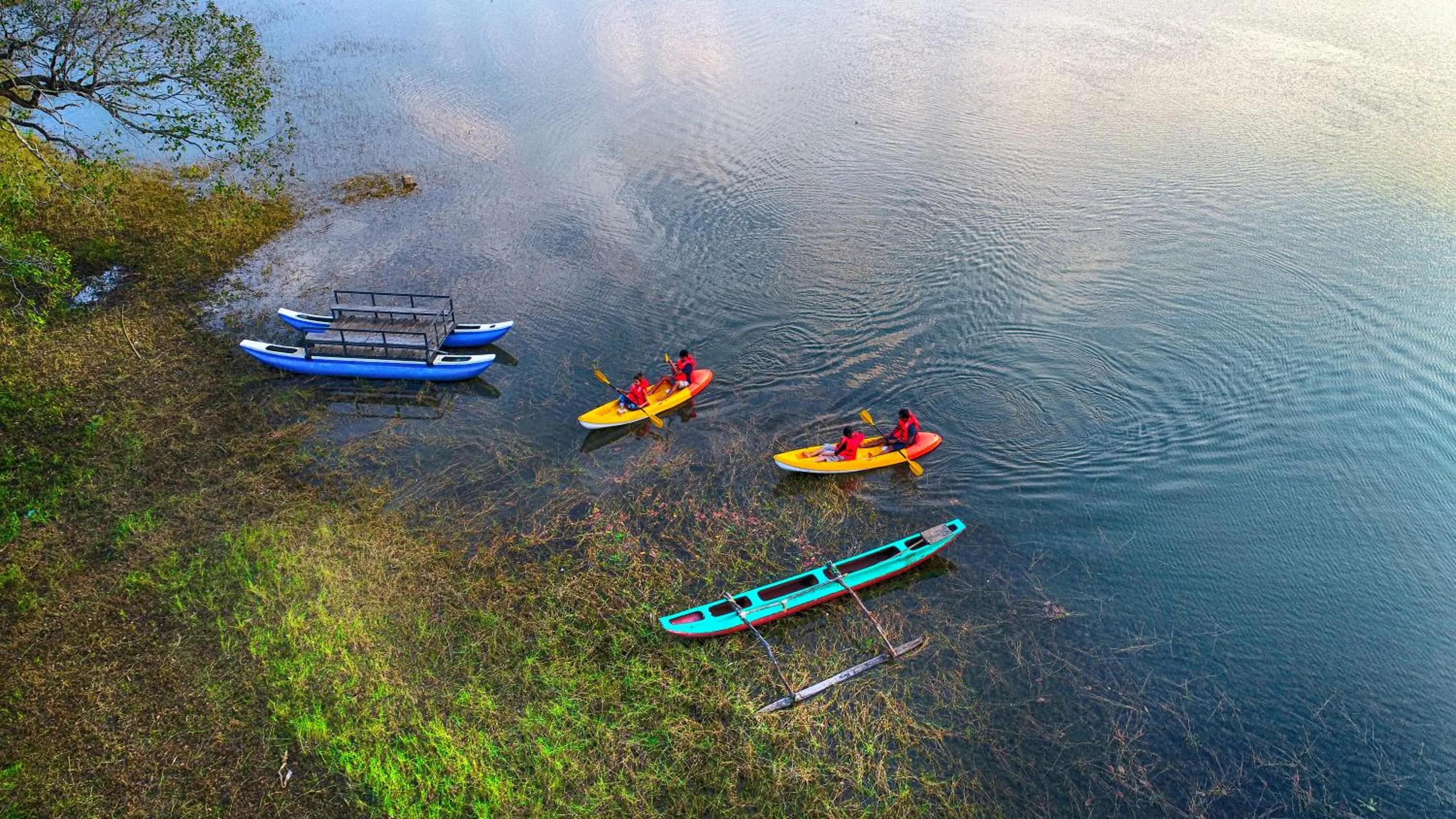 Canoeing in Mapakada Village - Mahiyanganaya