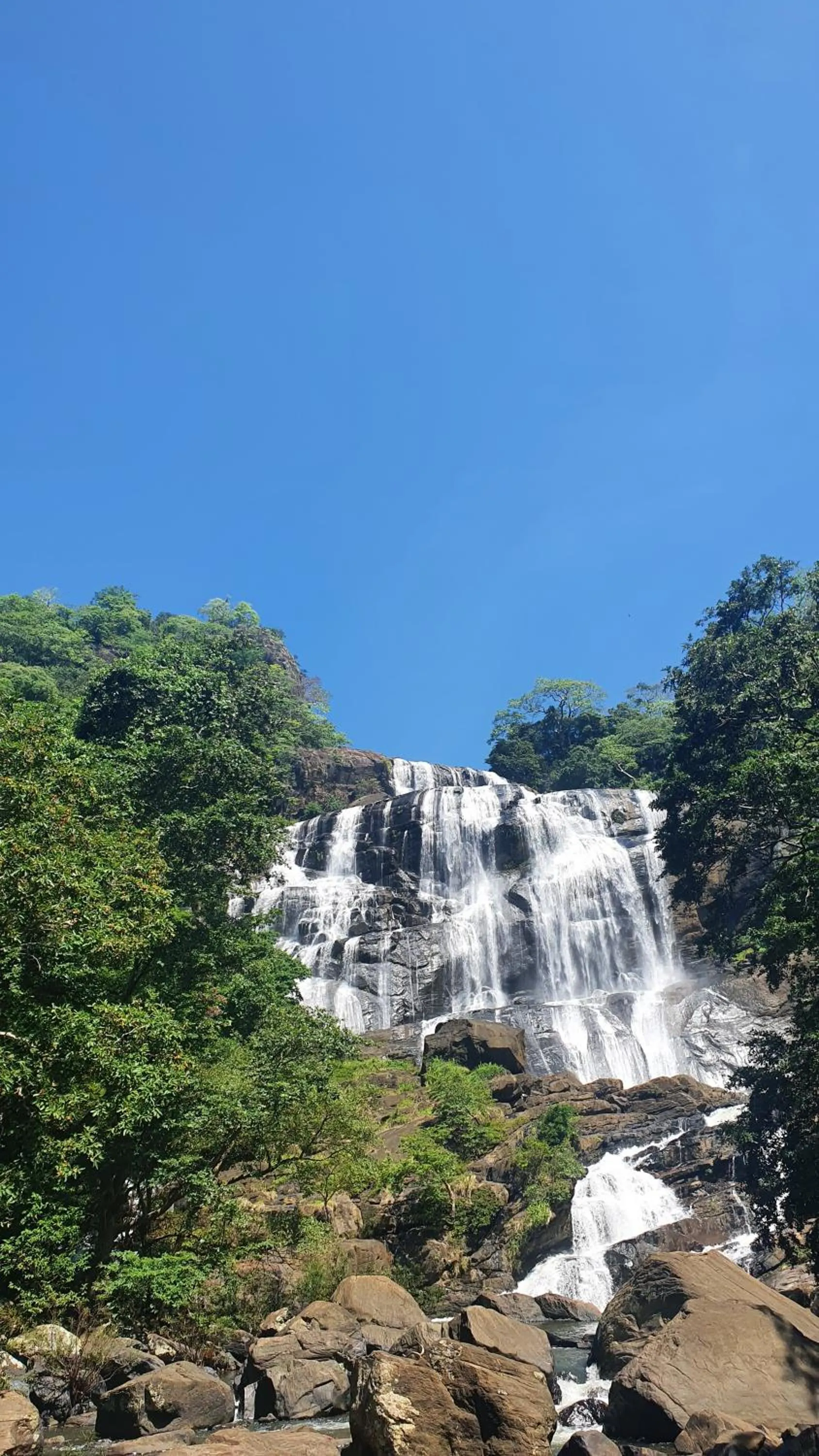 Hiking in Mapakada Village - Mahiyanganaya