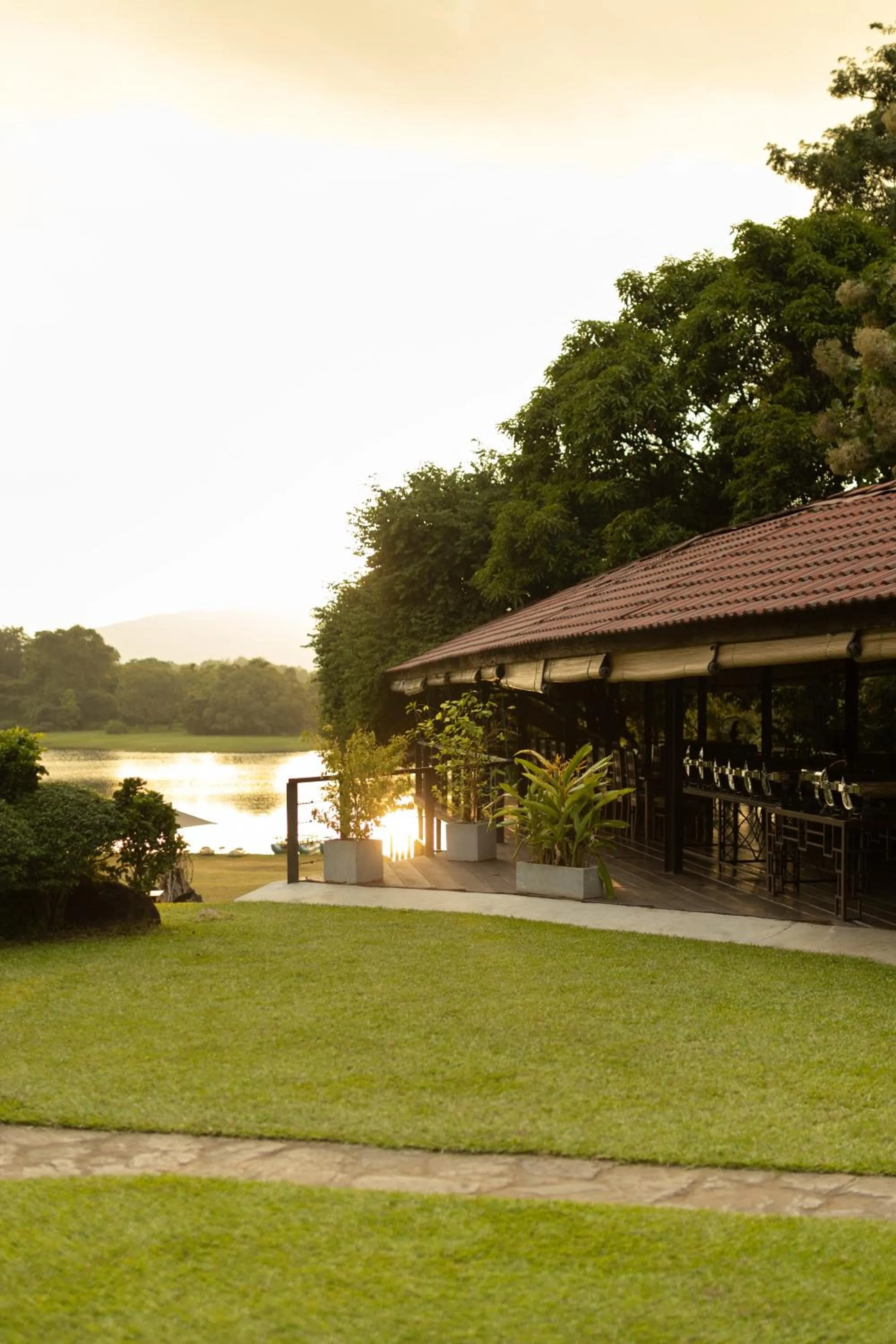 Restaurant/places to eat in Mapakada Village - Mahiyanganaya