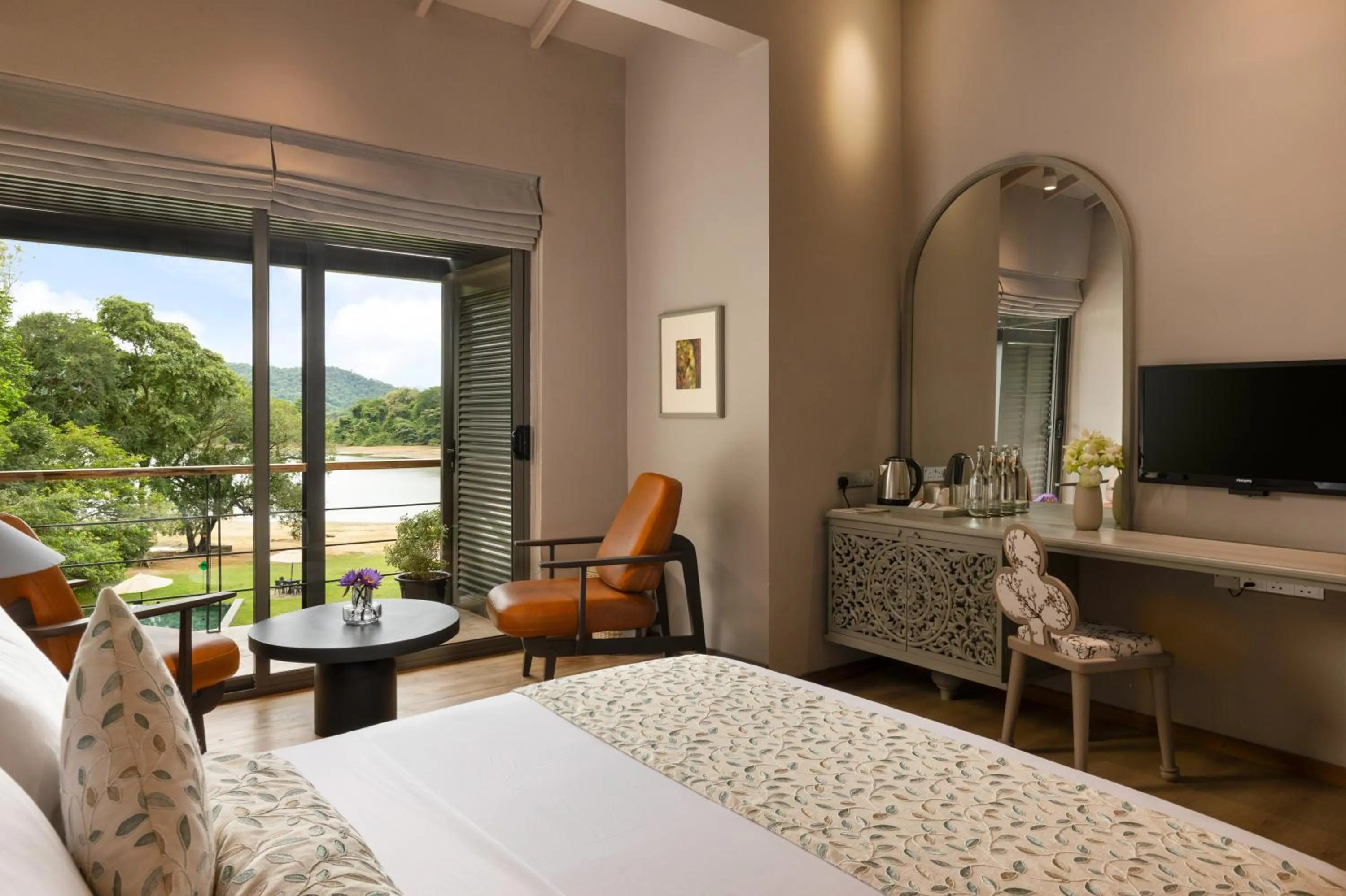 Bed in Mapakada Village - Mahiyanganaya