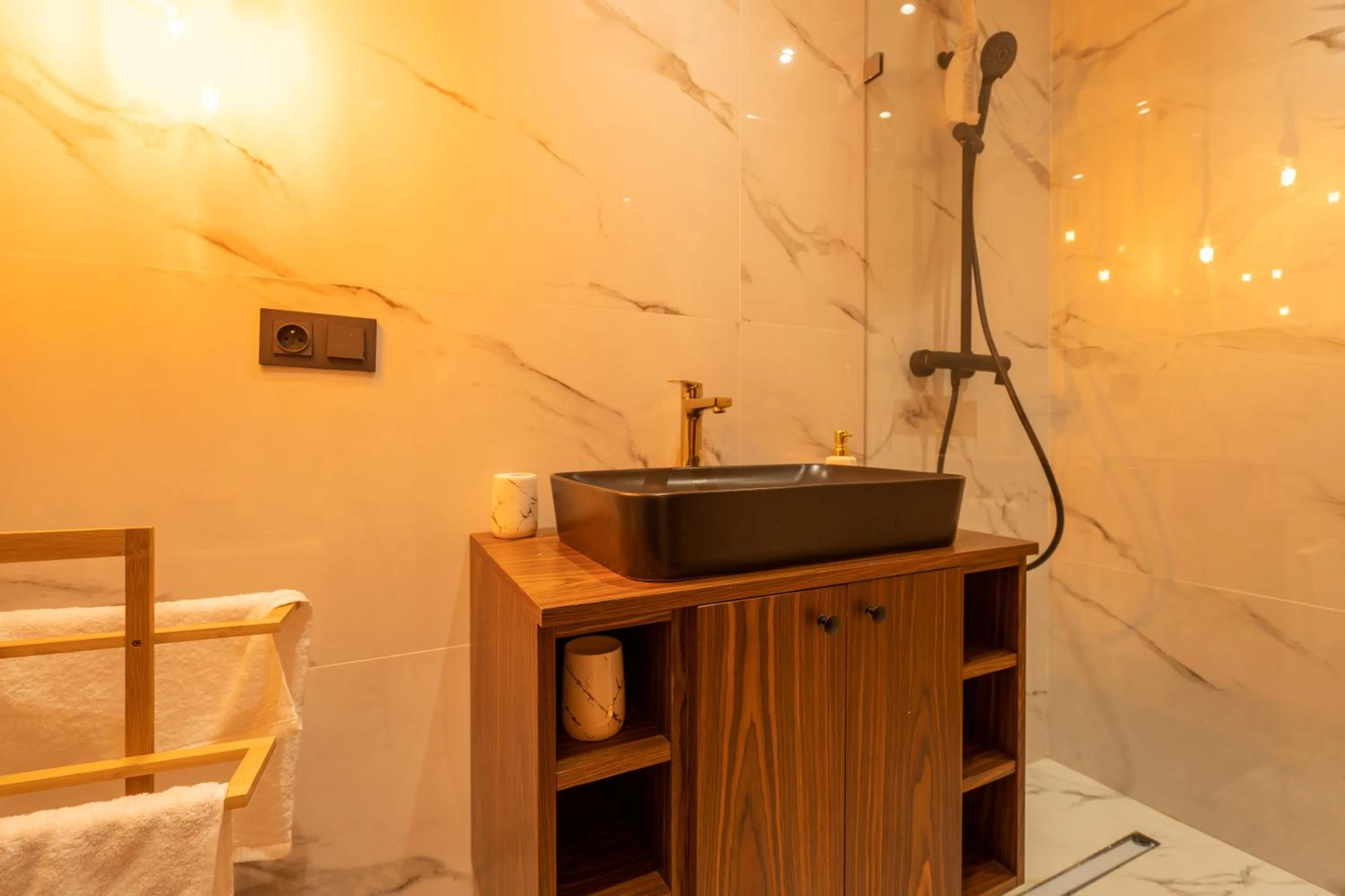 Fresh maarif flat in new building