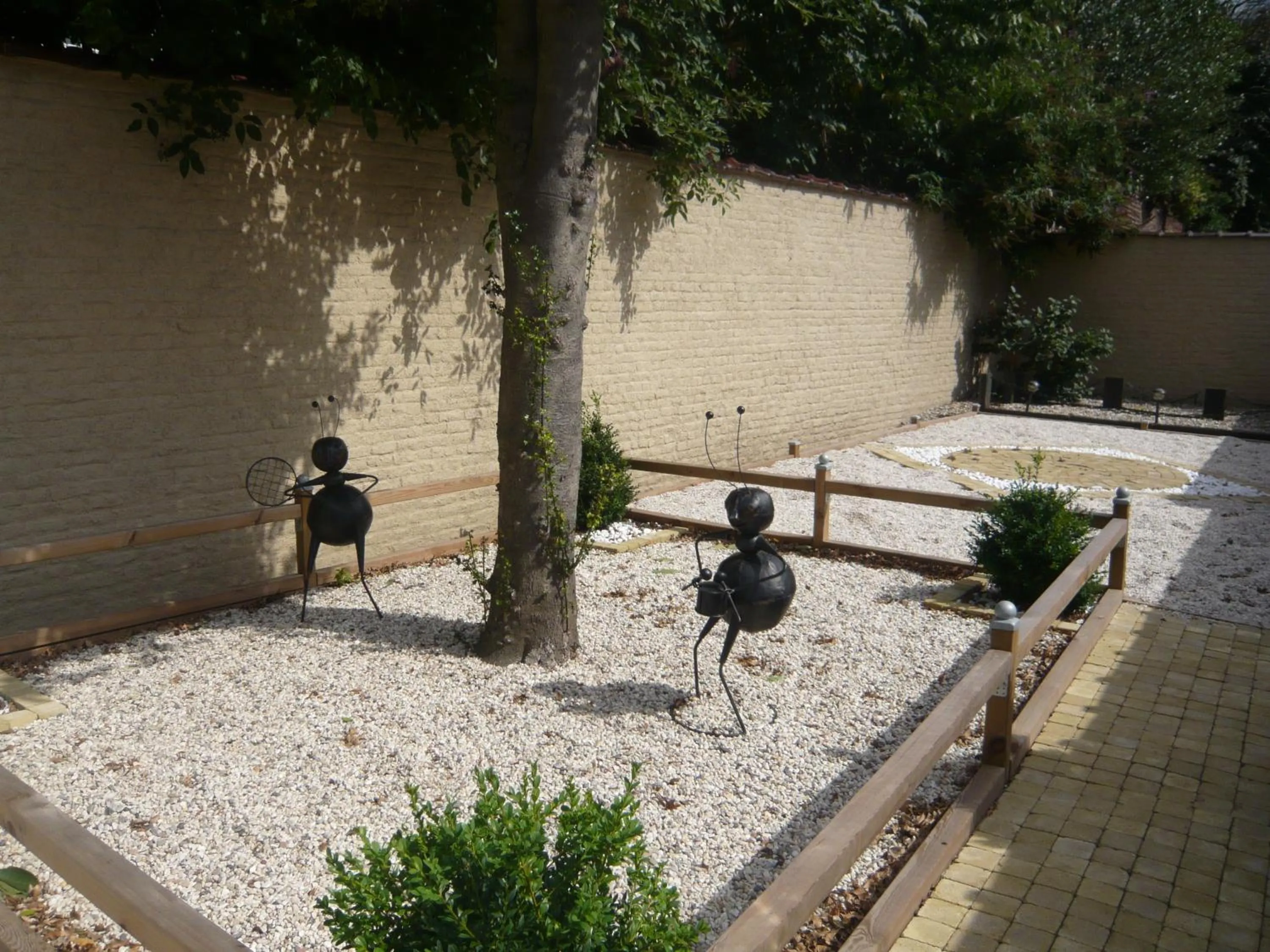 Facade/entrance in Hotel Satellite