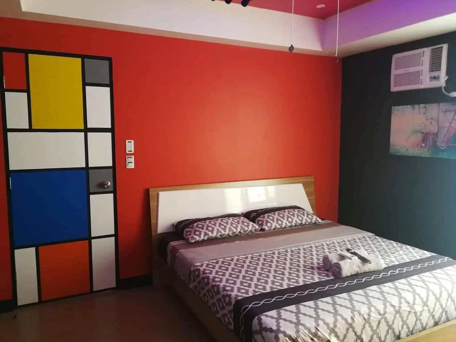 Bed in Cubao Manhattan Heights Unit 11PQ Tower B, 1BR