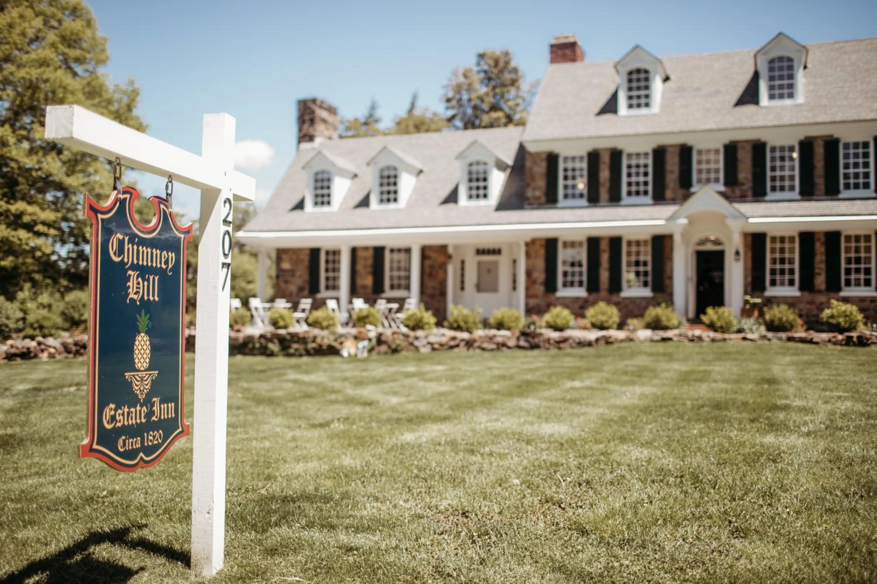 Property building in Chimney Hill Estate Inn
