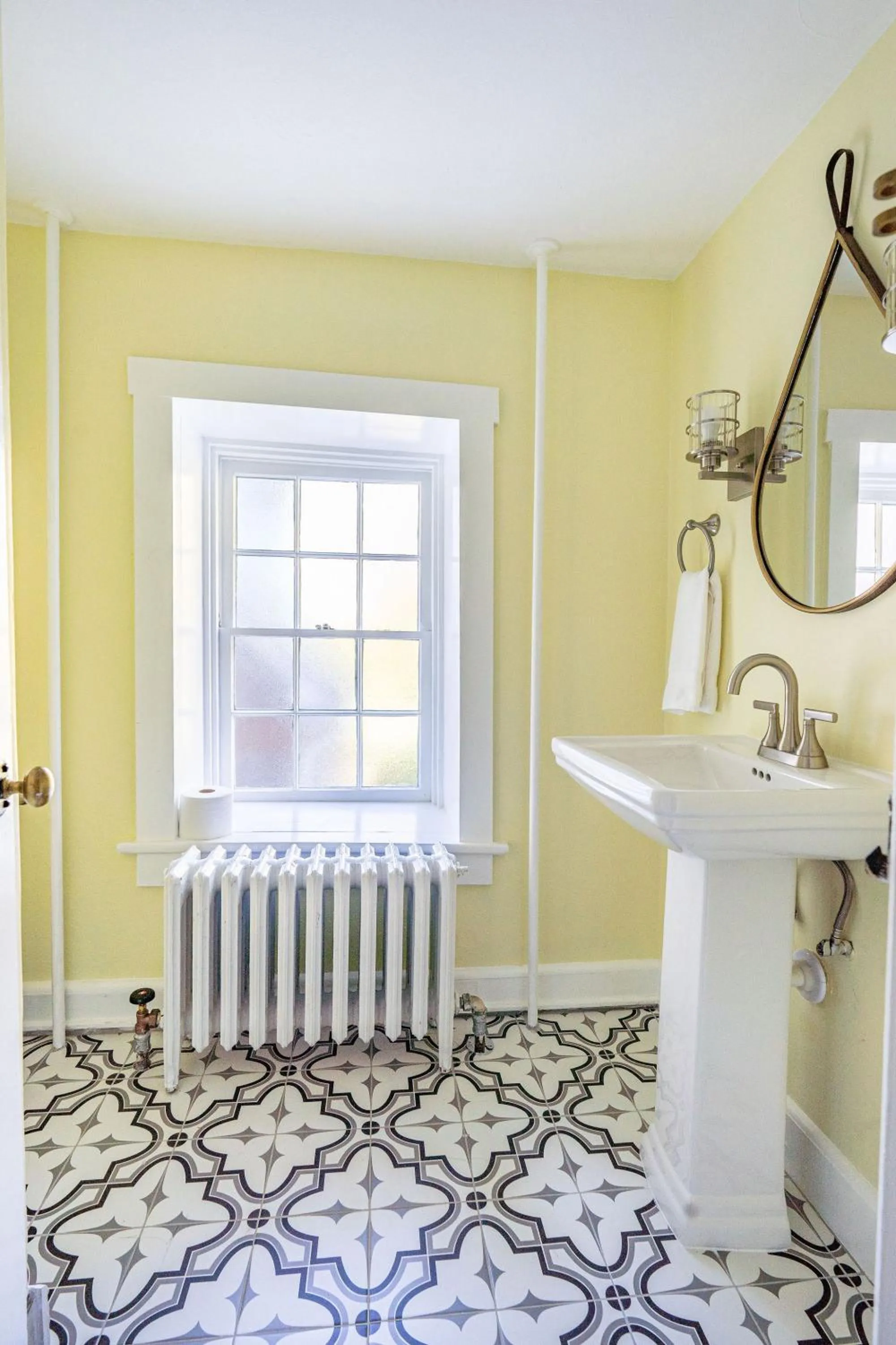 Bathroom in Chimney Hill Estate Inn