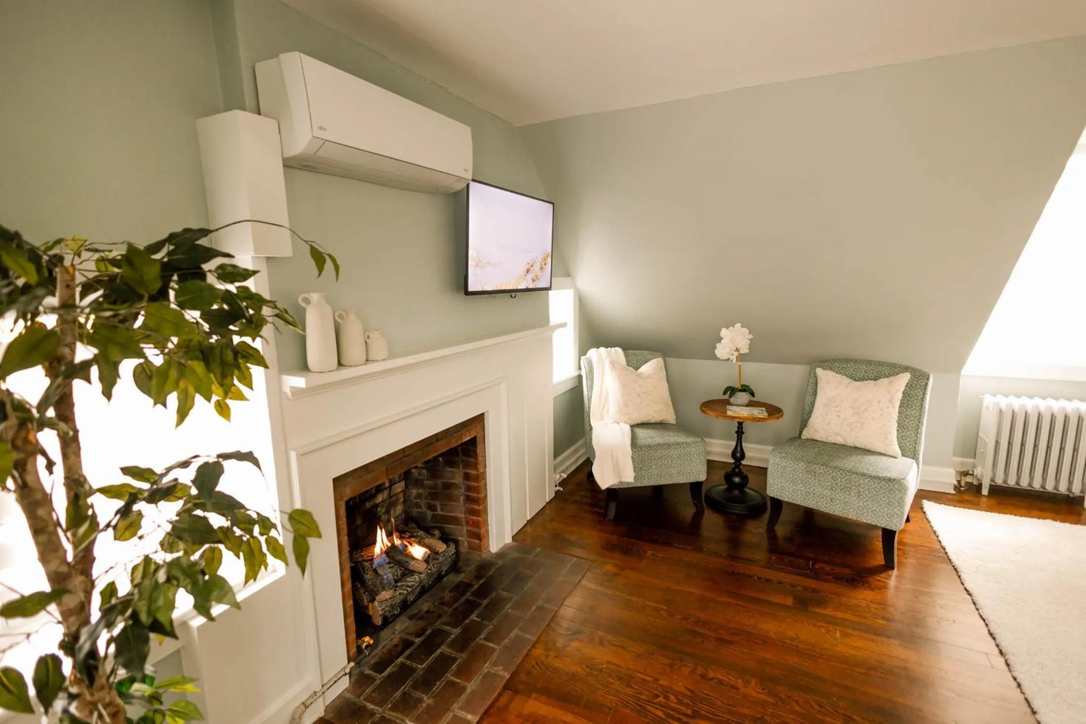 Chimney Hill Estate Inn