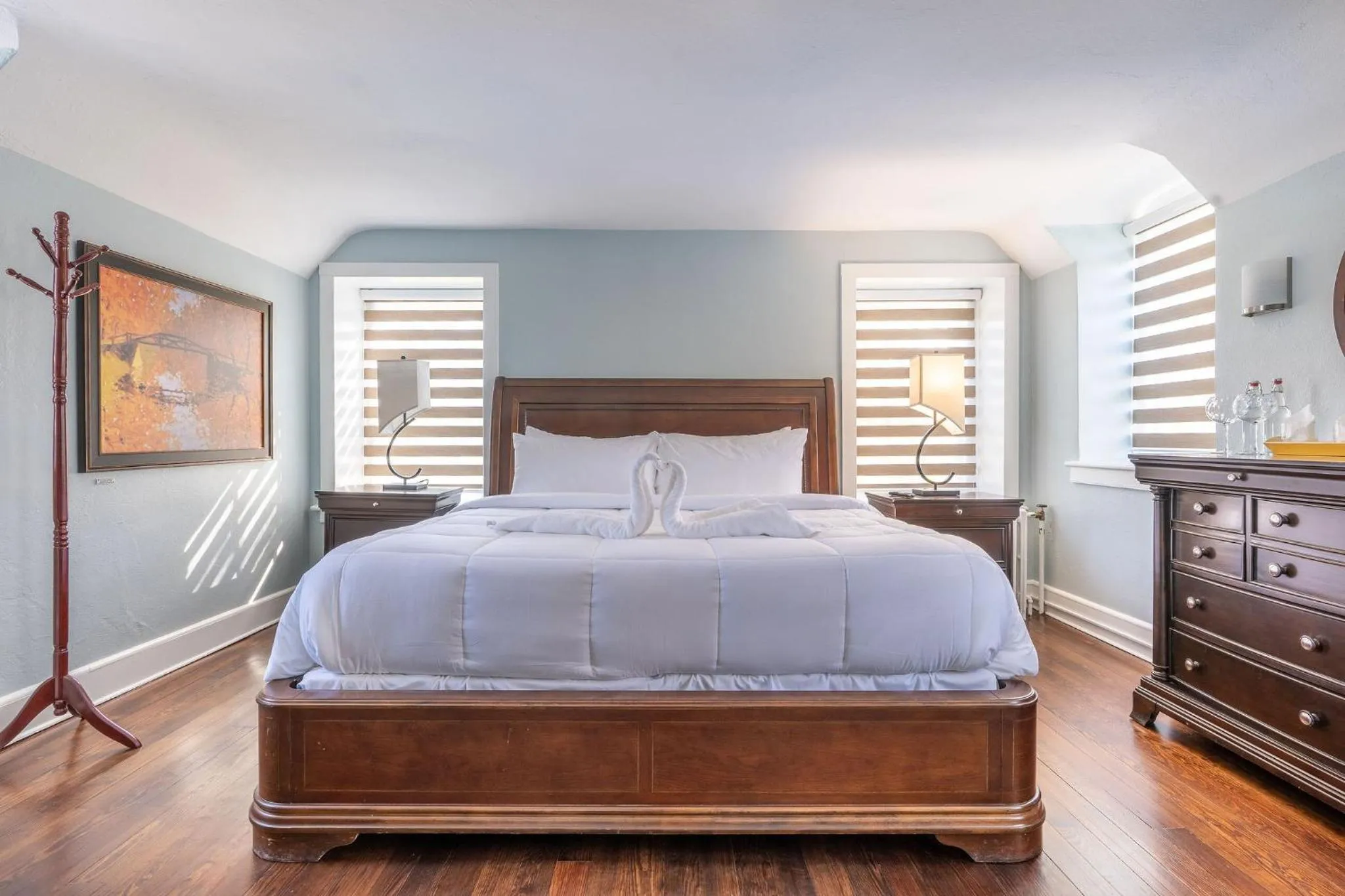 Bed in Chimney Hill Estate Inn