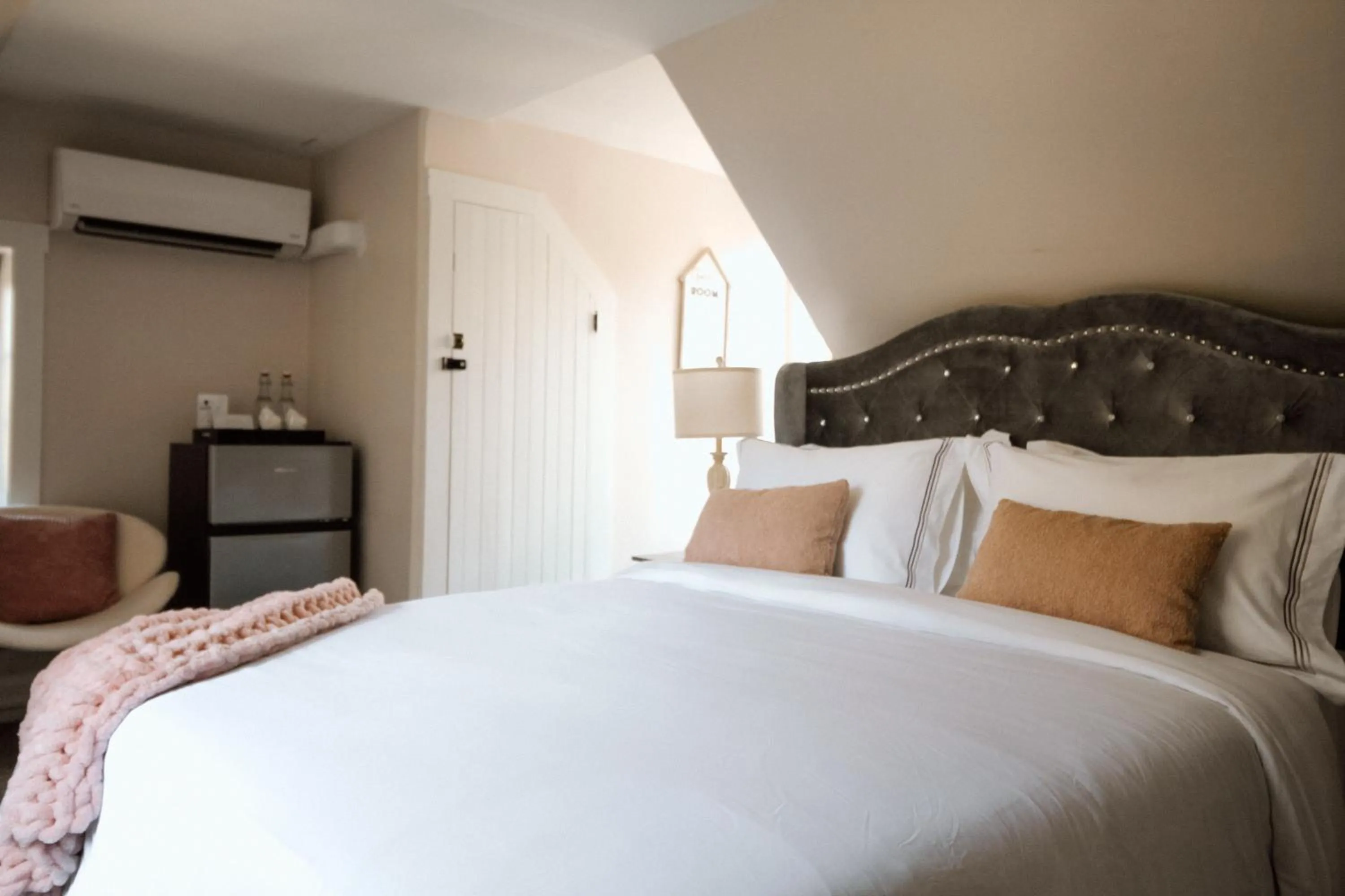 Bed in Chimney Hill Estate Inn