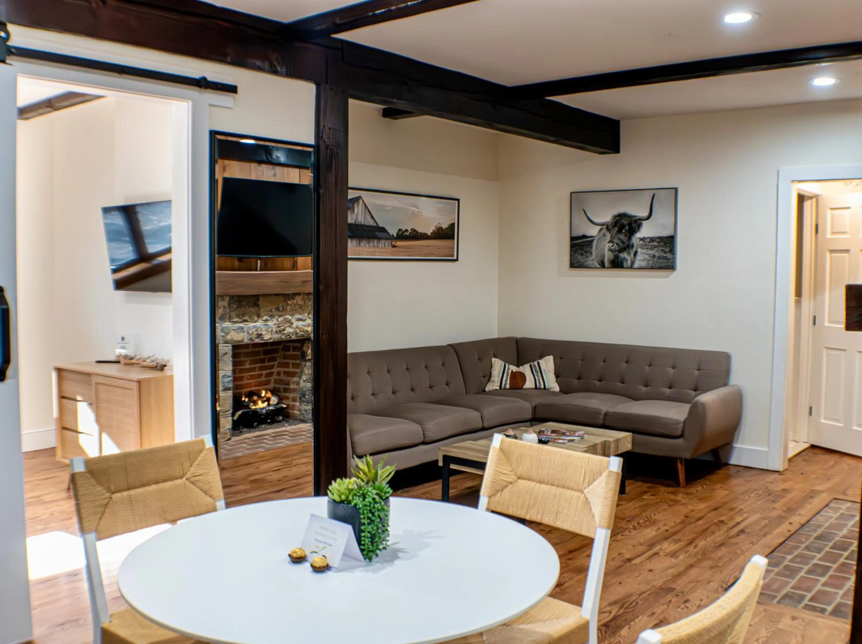 Chimney Hill Estate Inn