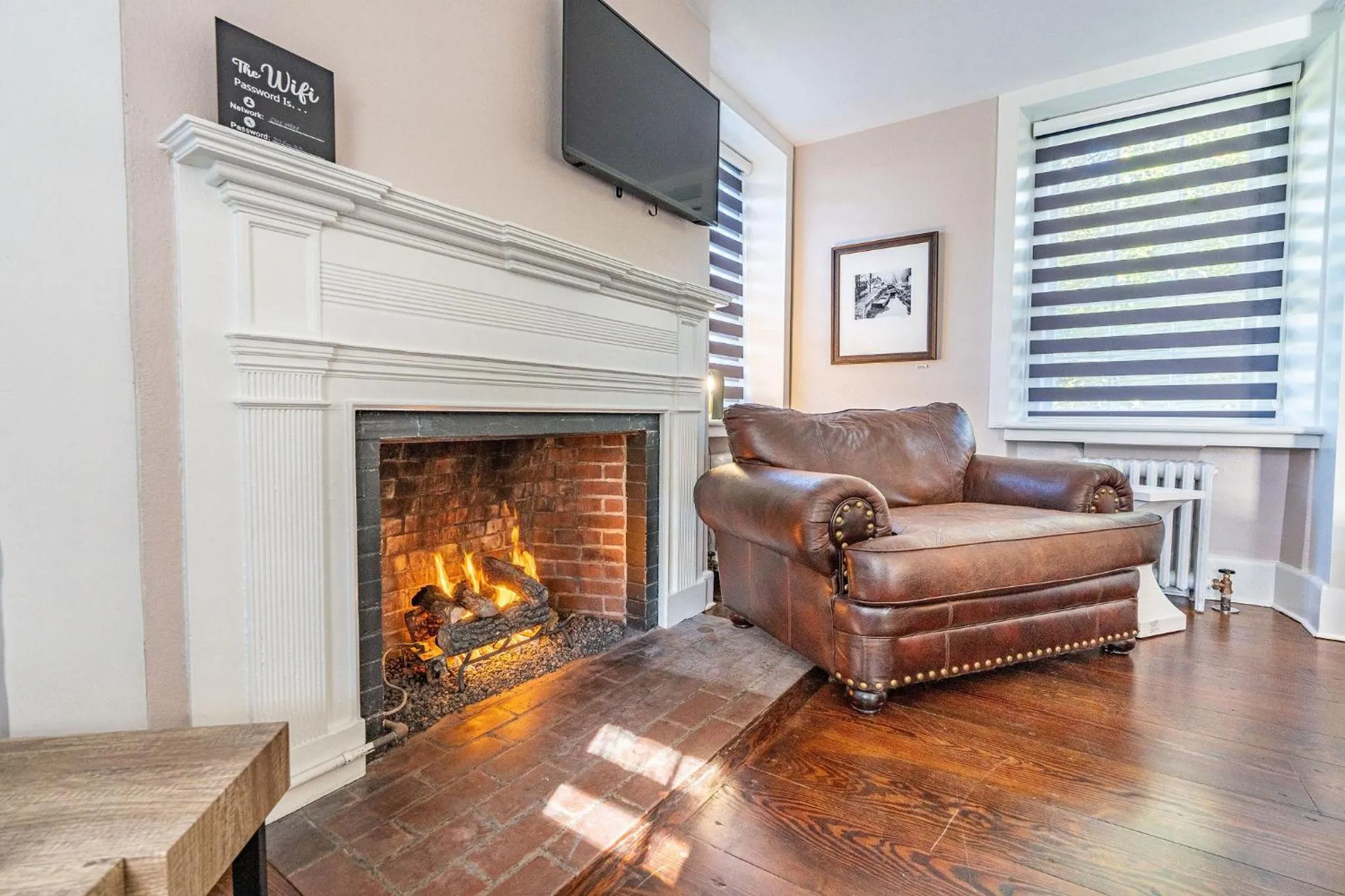 TV and multimedia in Chimney Hill Estate Inn