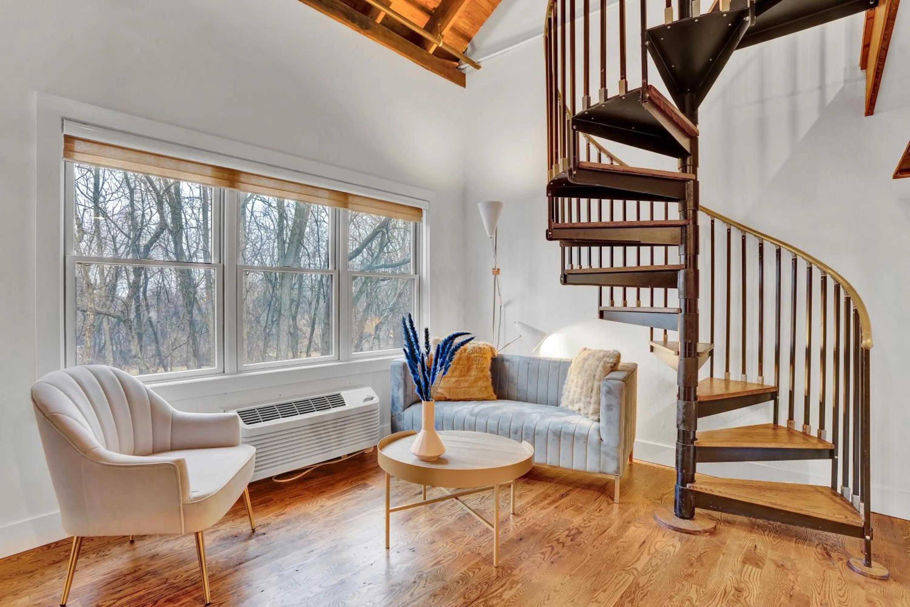 Living room in Chimney Hill Estate Inn