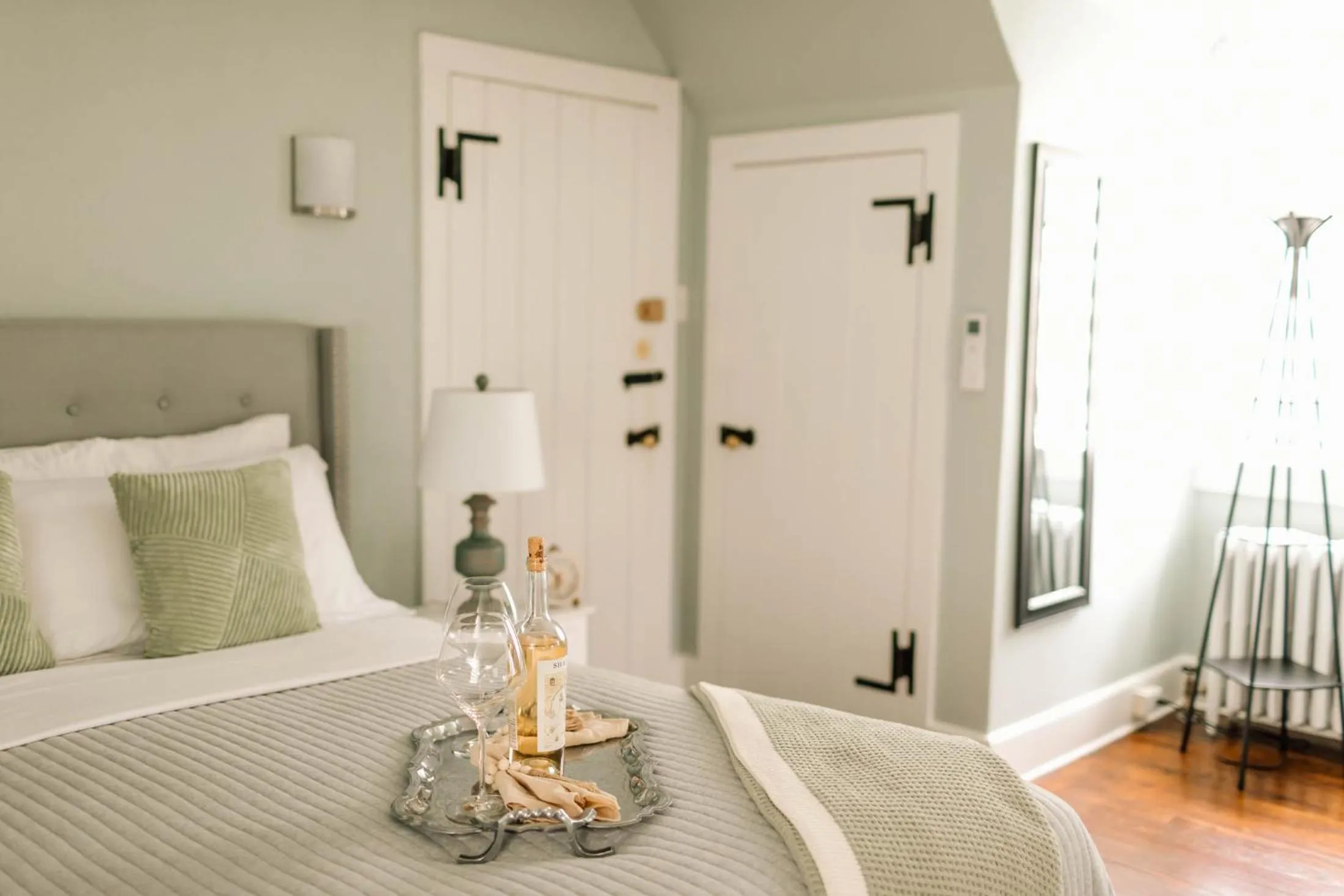 Bed in Chimney Hill Estate Inn