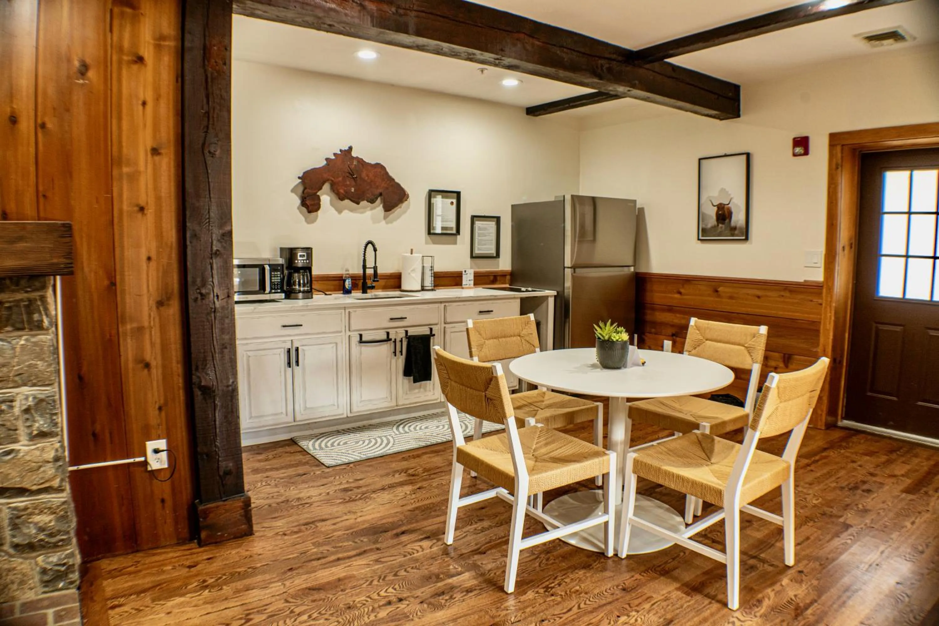 Chimney Hill Estate Inn