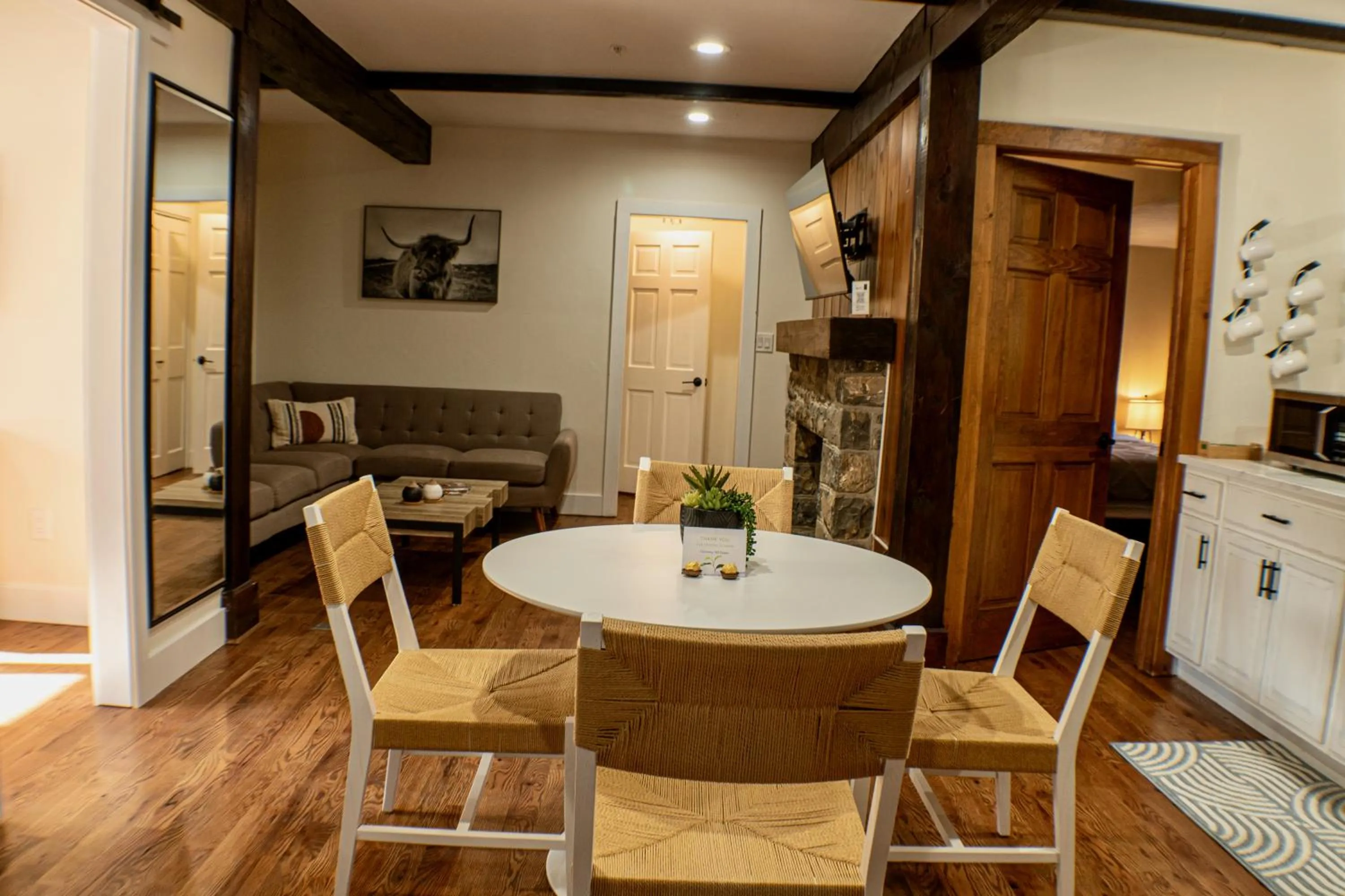 Chimney Hill Estate Inn