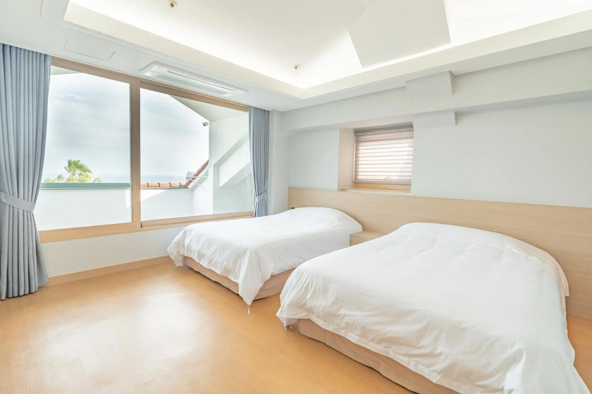 Bedroom, Bed in Seaore Resort