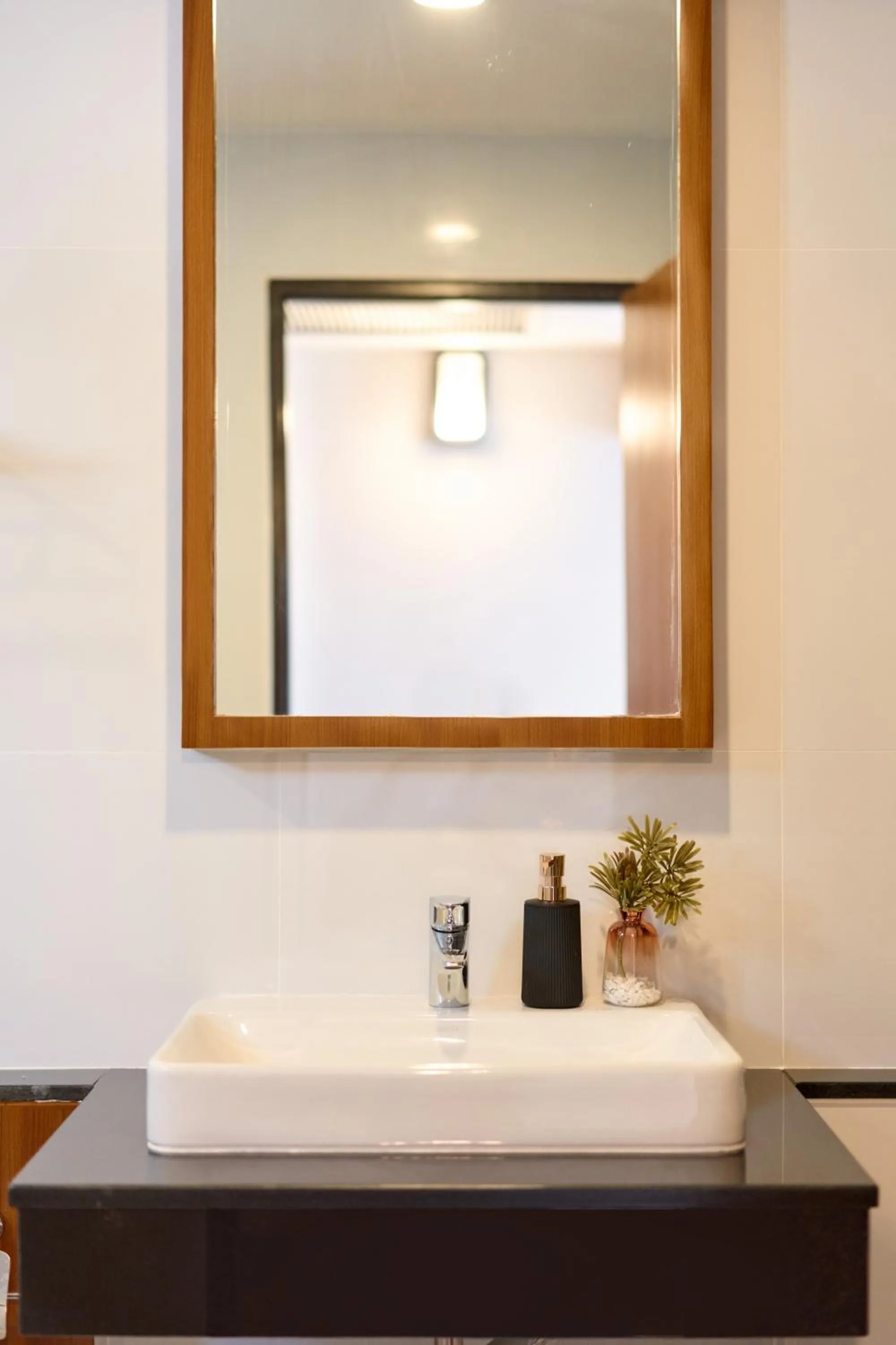 Bathroom in Be Phrasingh Hotel Chiang Mai