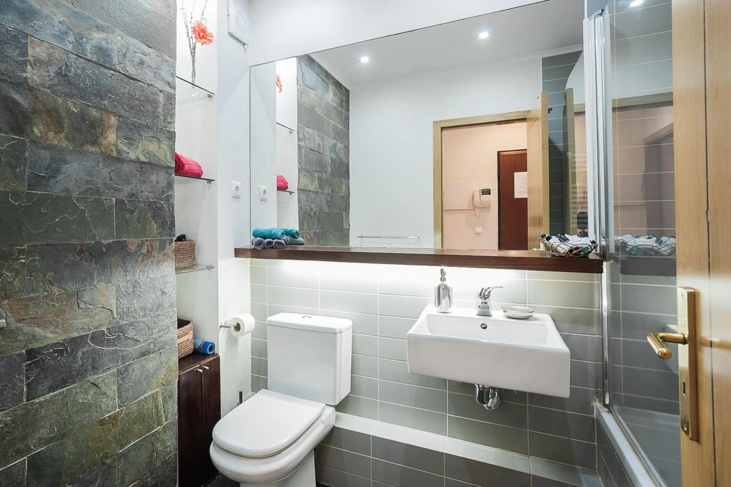 Bathroom in LV Premier Apartments Baixa- PR