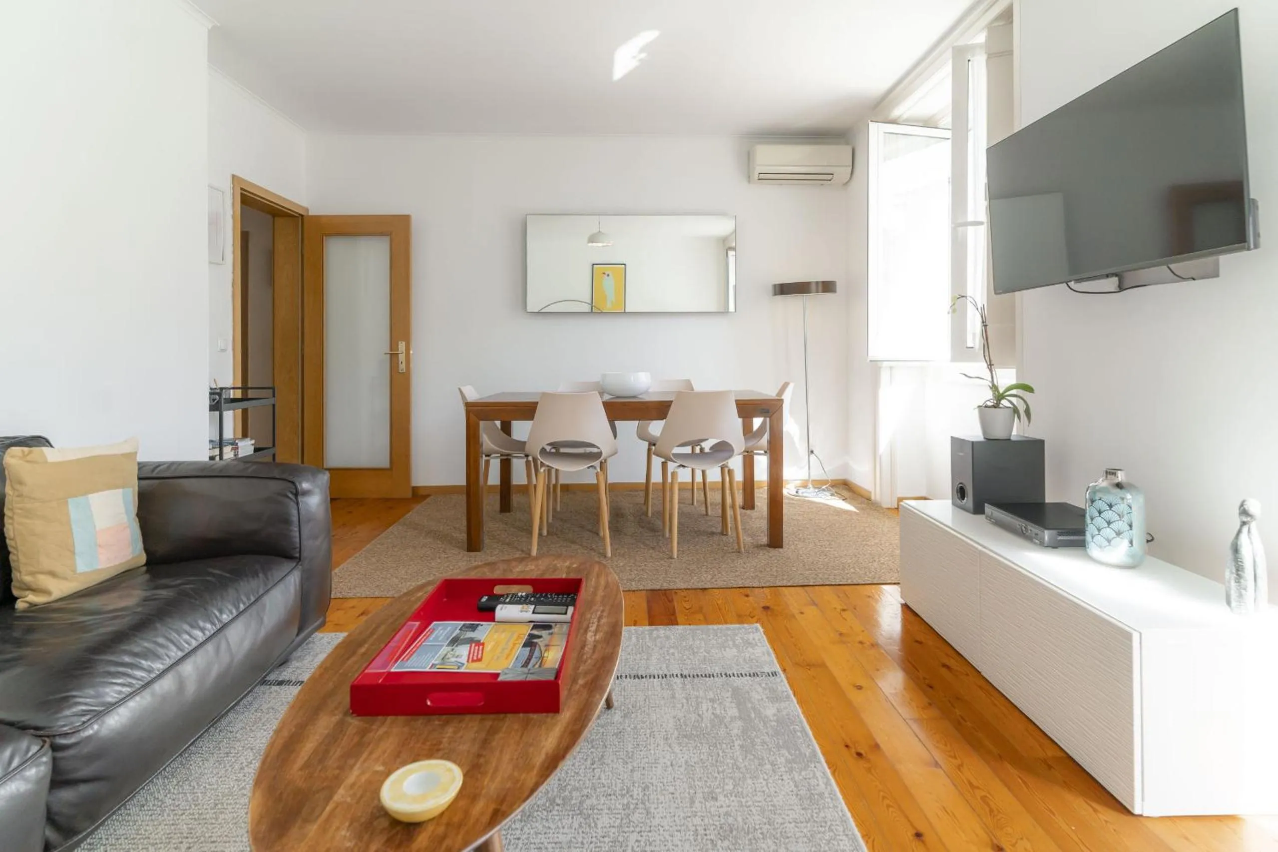 Communal lounge/ TV room in LV Premier Apartments Baixa- PR