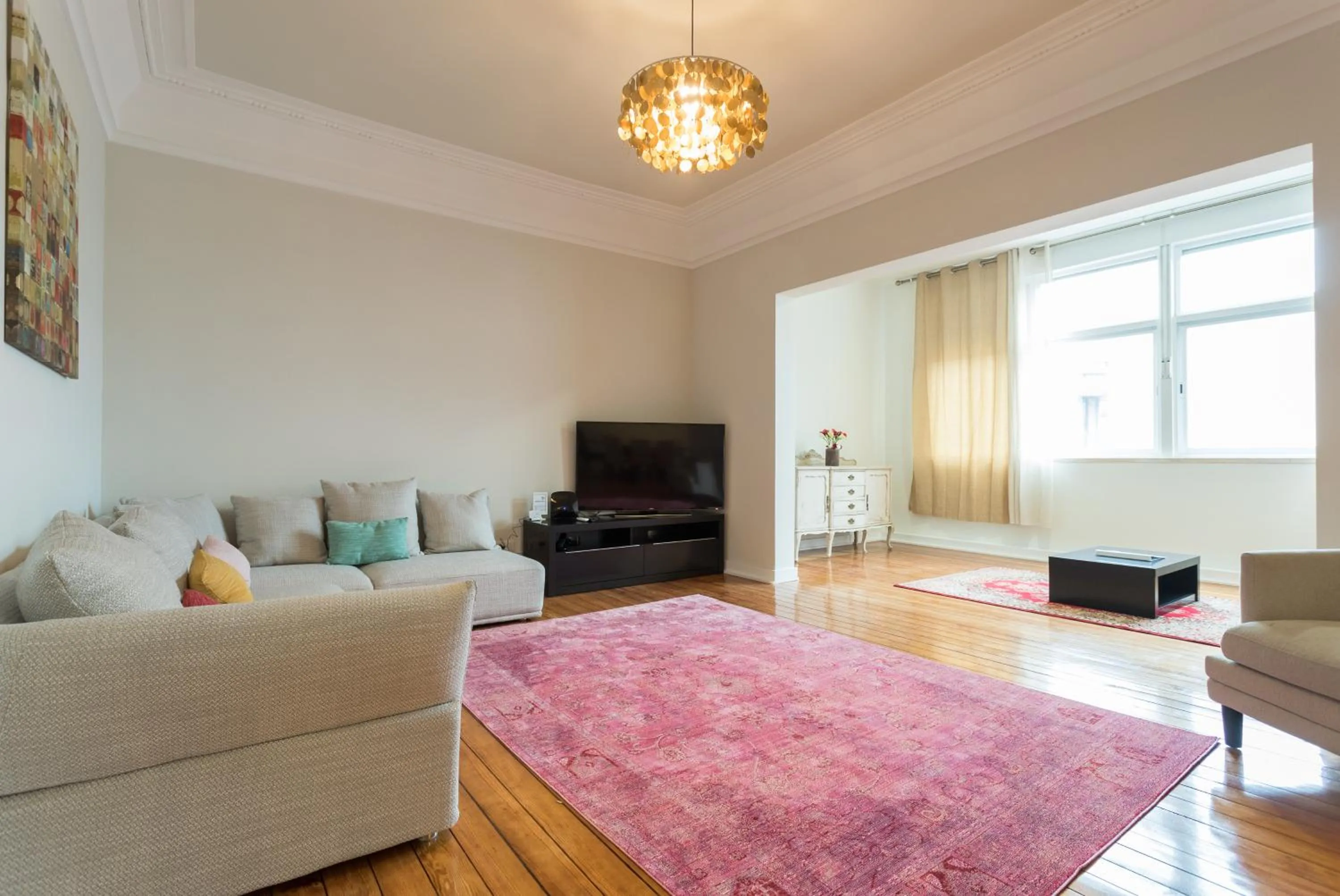 Living room in Cruz Apartments