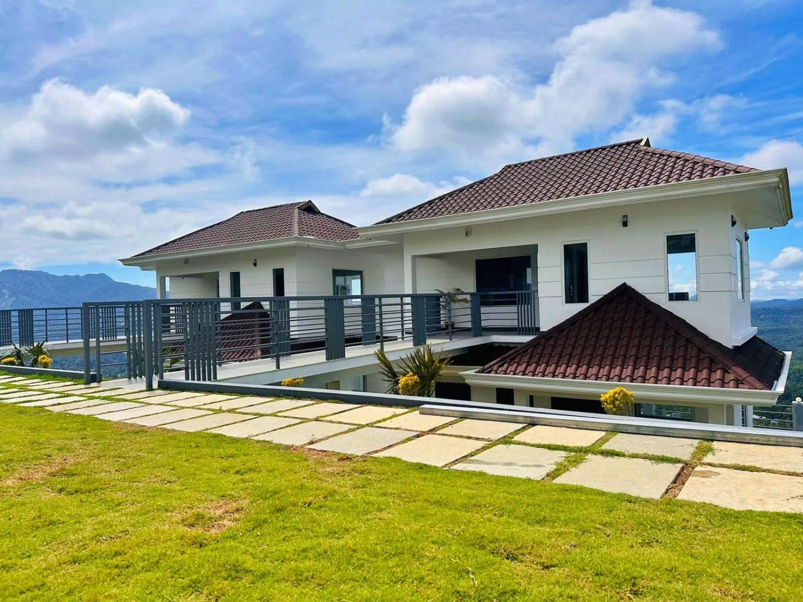 Property building in The Windy Mist Resort Munnar