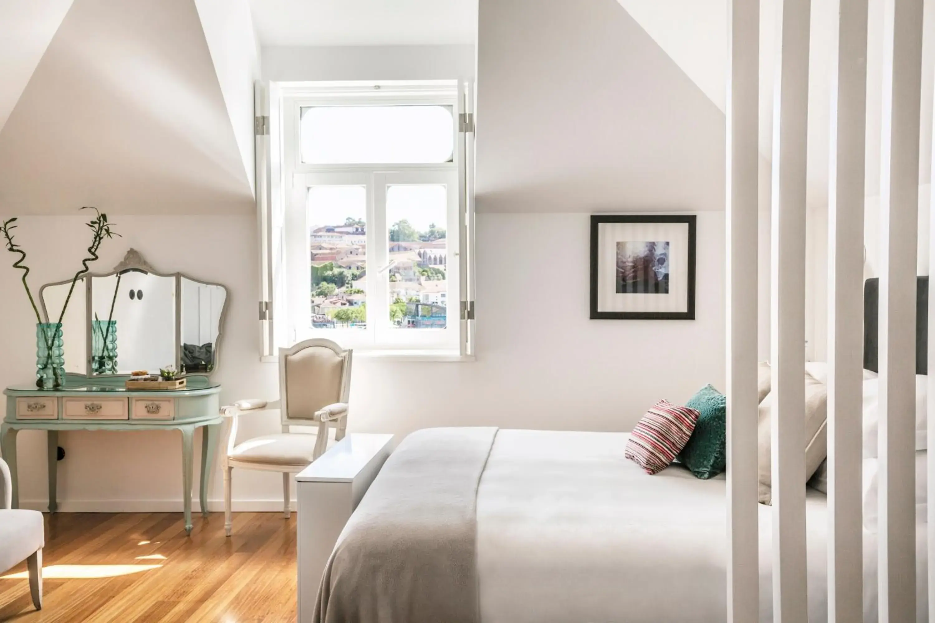 Bedroom, Bed in 1872 River House by Olivia Bedroom, Bed in 1872 River House by Olivia