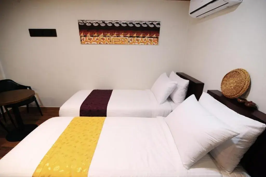 Bed in The Beach Hotel Bed in The Beach Hotel