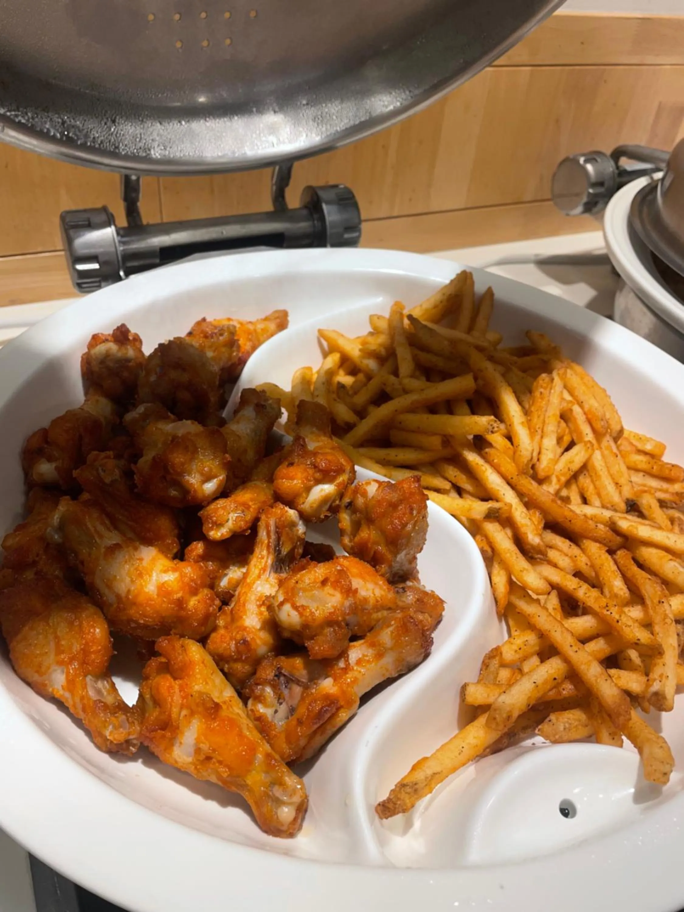 Restaurant/places to eat in JB Plus Hotel