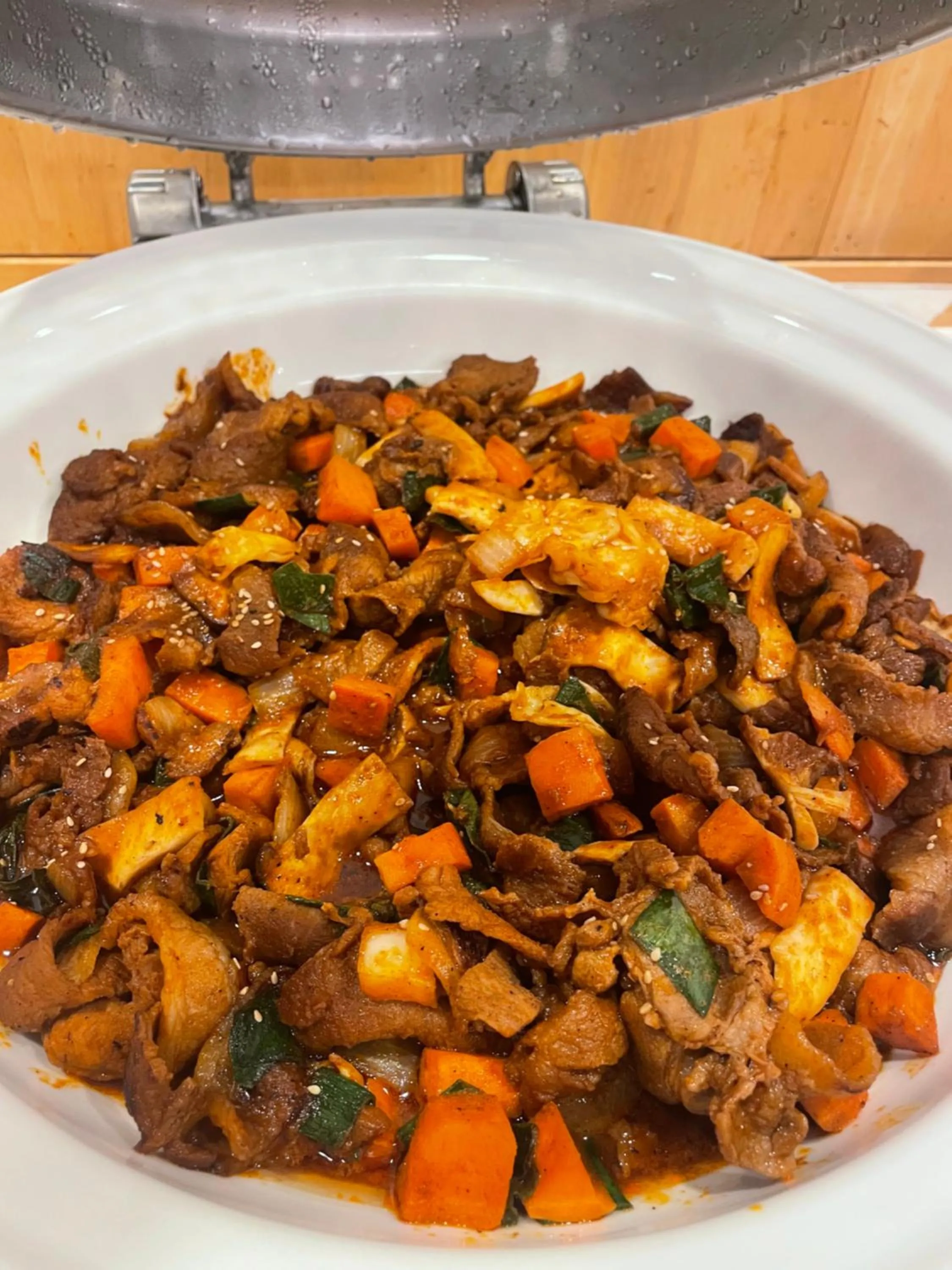 Restaurant/places to eat in JB Plus Hotel