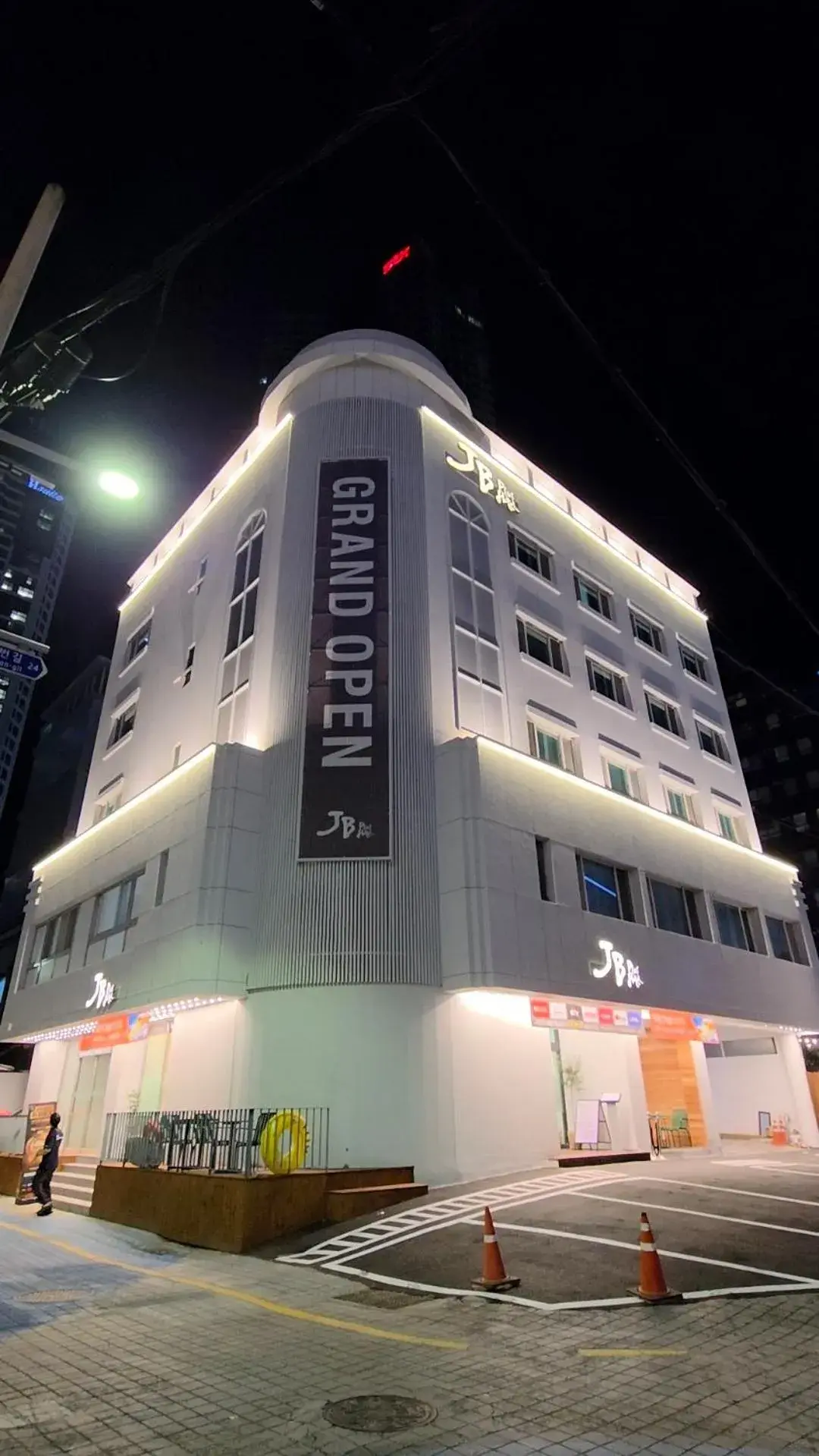 Property building in JB Plus Hotel Property building in JB Plus Hotel