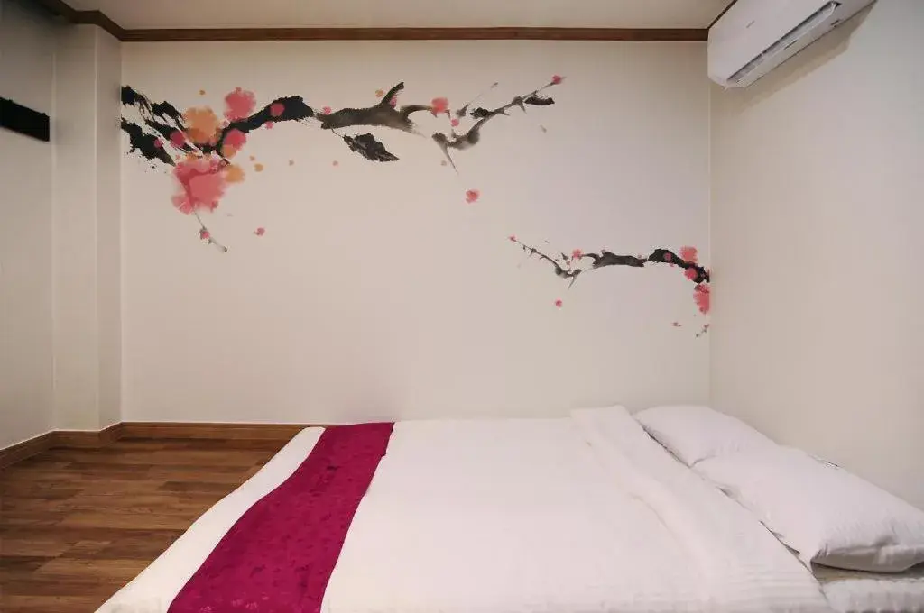 Bed in The Beach Hotel Bed in The Beach Hotel