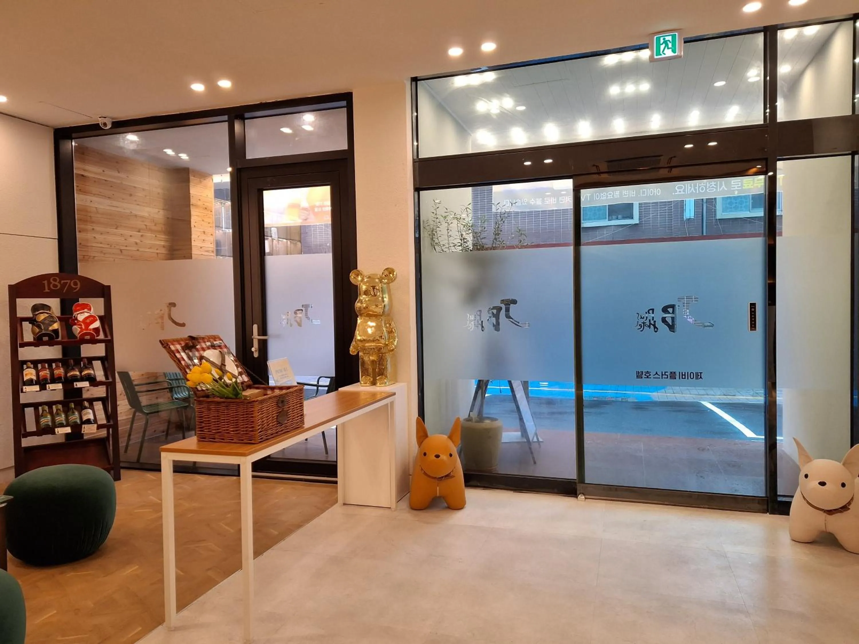 Lobby or reception in JB Plus Hotel