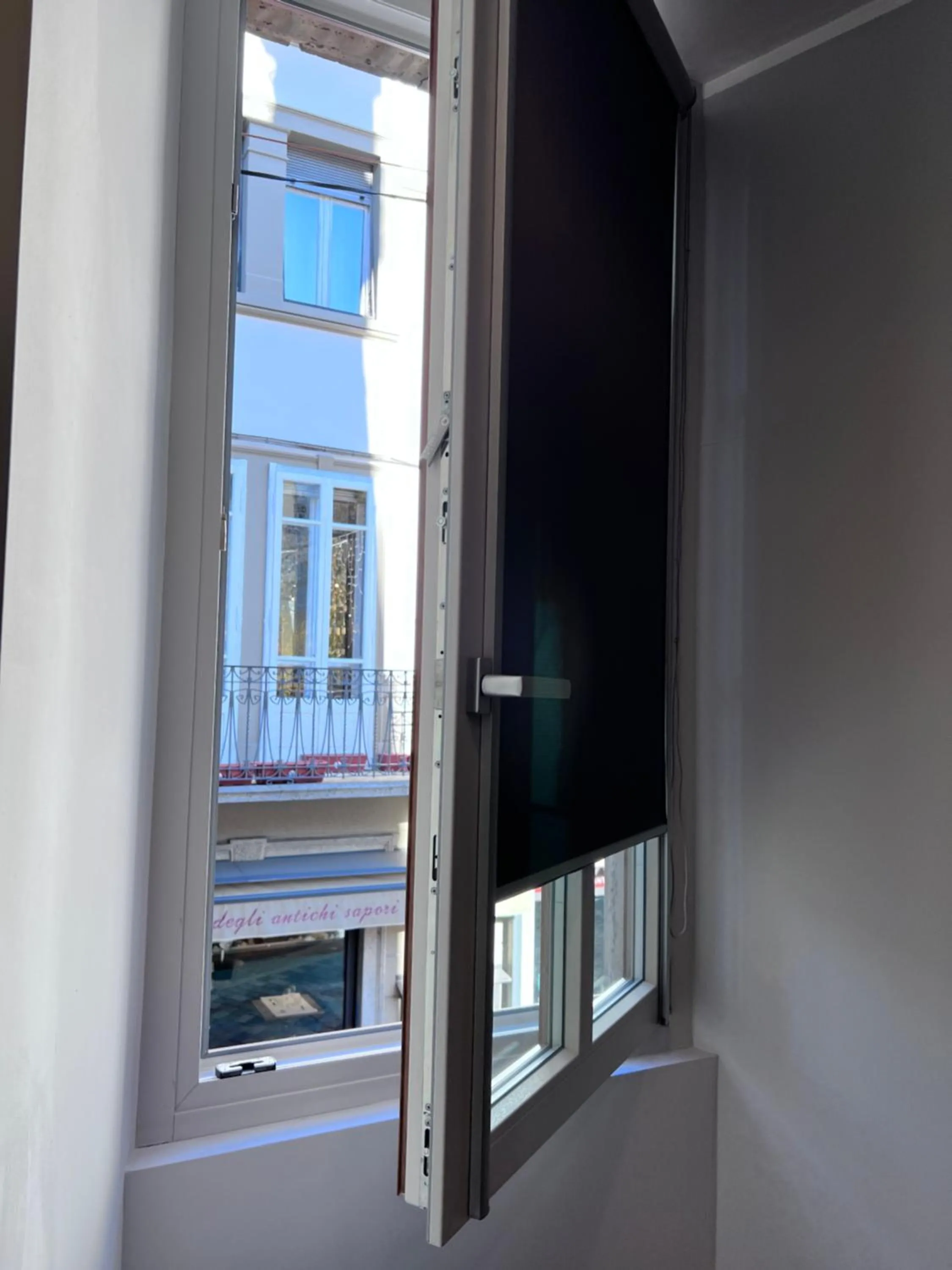 furniture in Le Porte luxury apartment