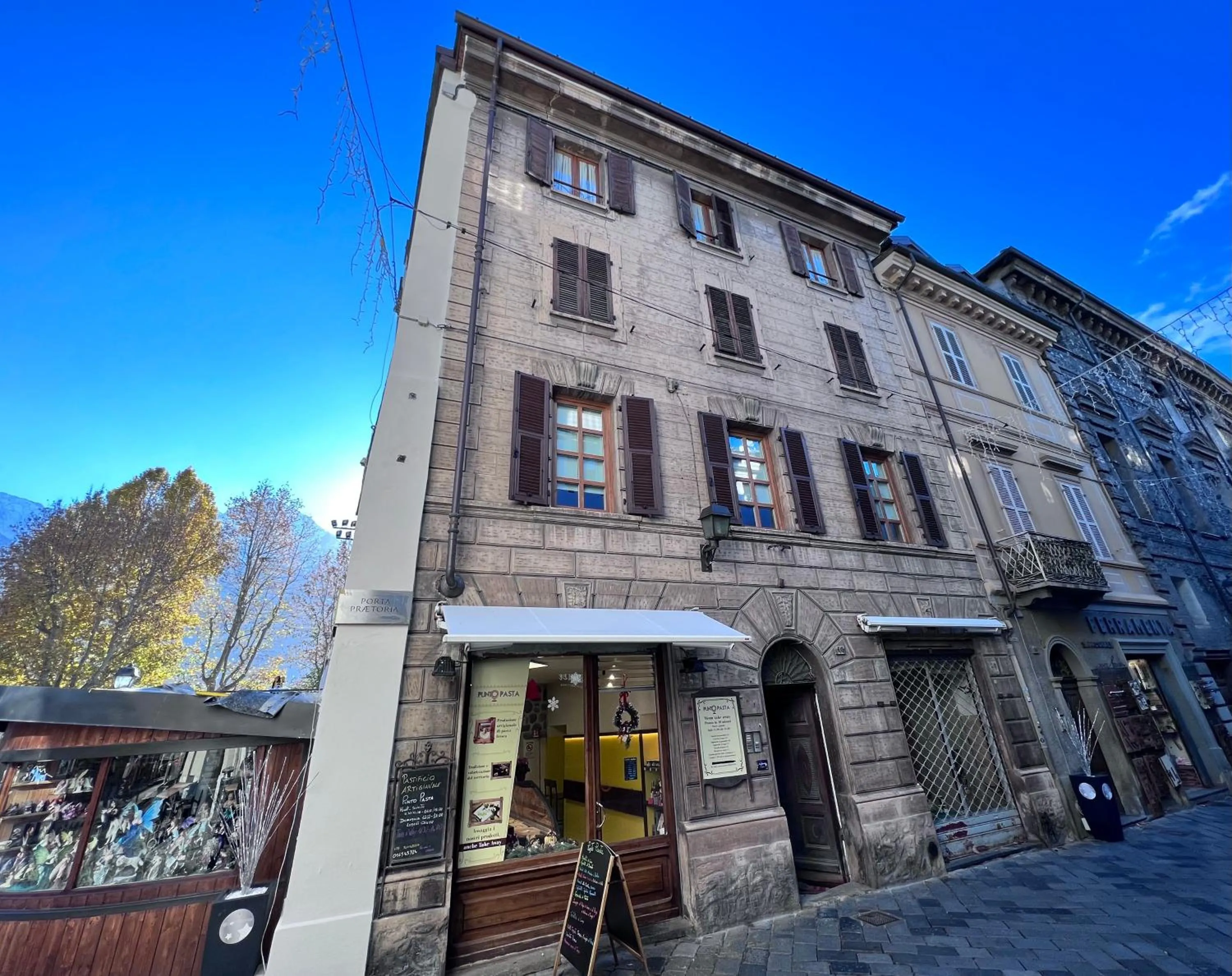 Property building in Le Porte luxury apartment