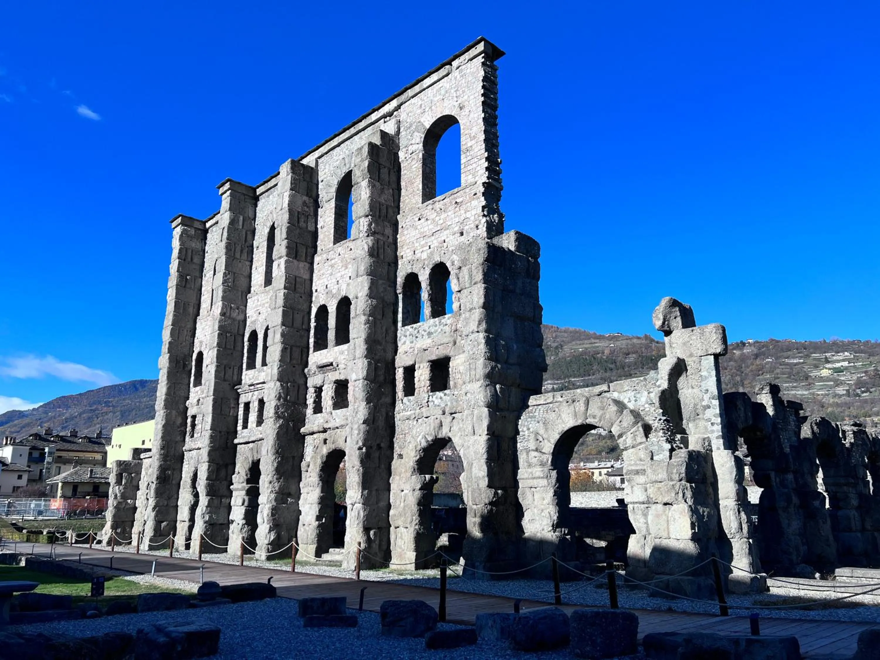 Nearby landmark in Le Porte luxury apartment
