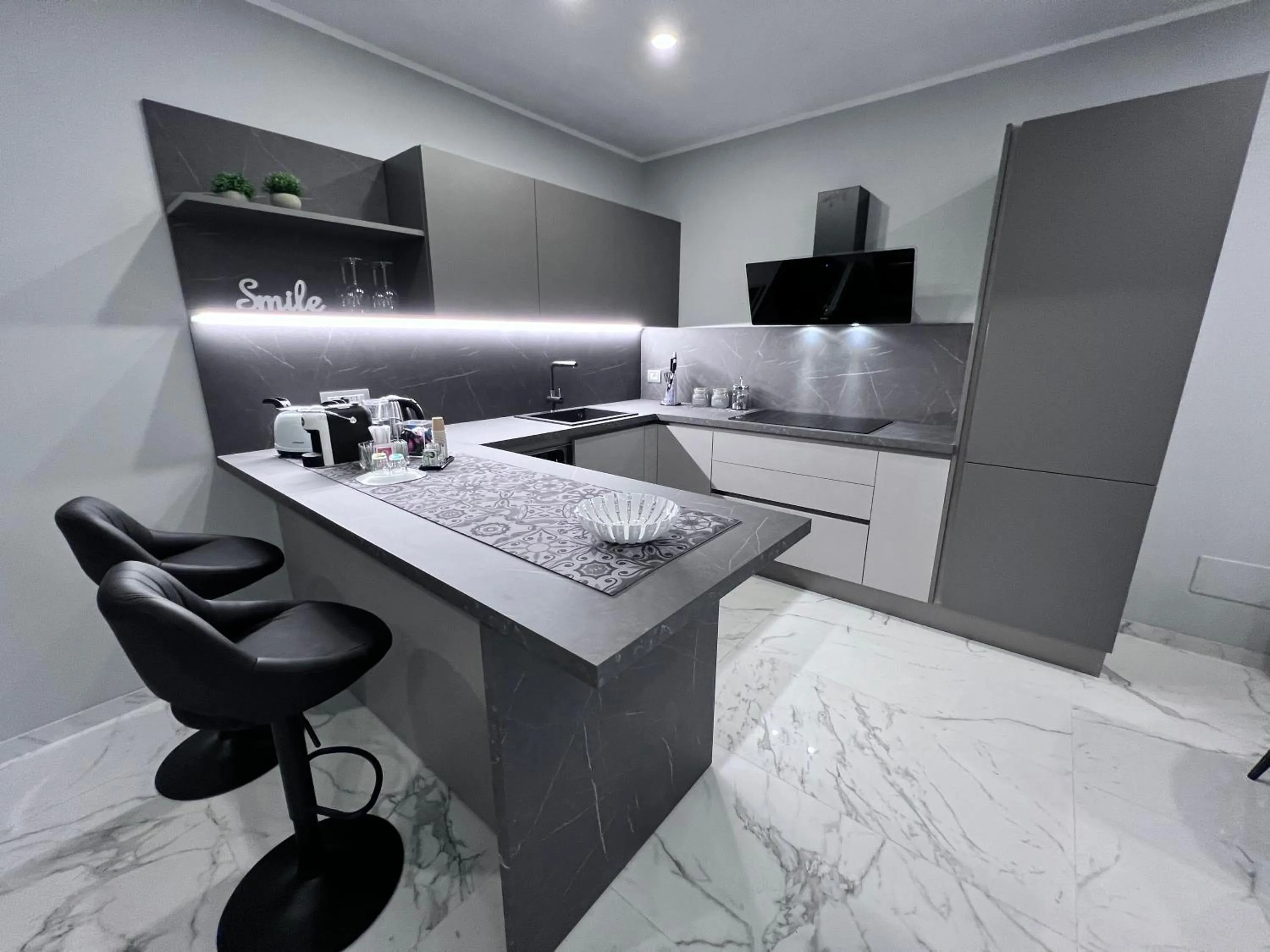 Kitchen or kitchenette in Le Porte luxury apartment