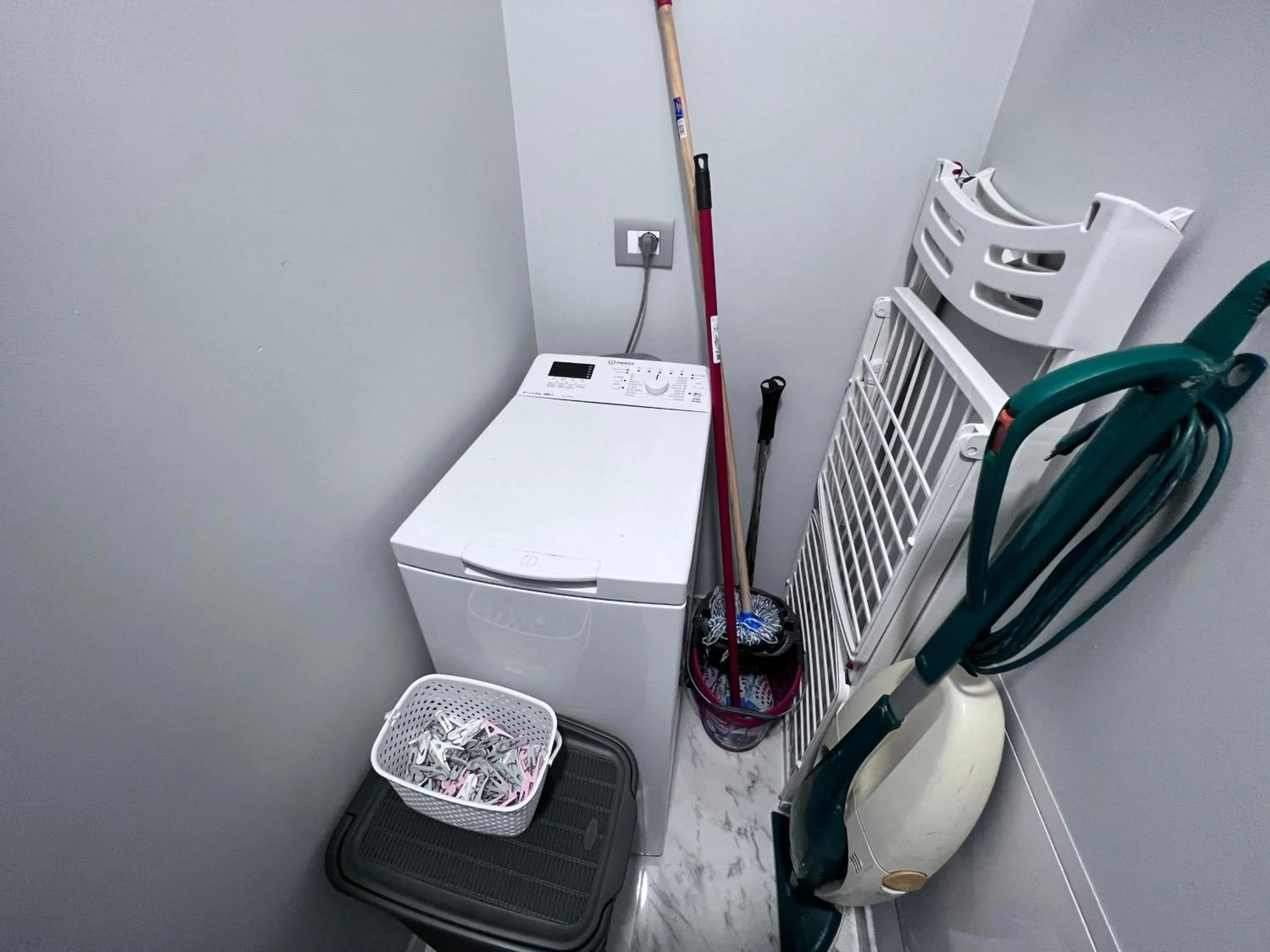 washing machine in Le Porte luxury apartment