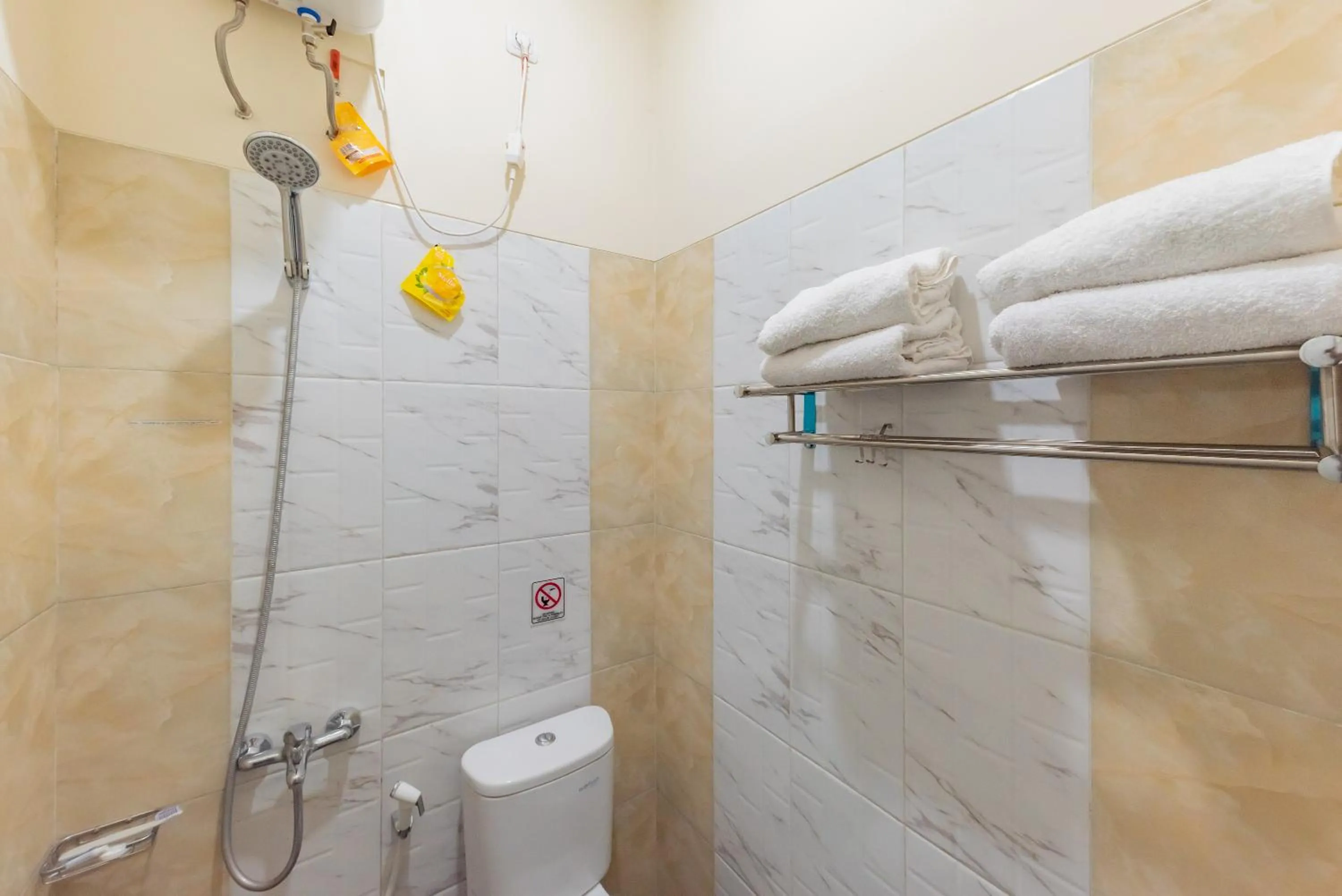 towels in Urbanview Syariah Utami Inn Garut by RedDoorz