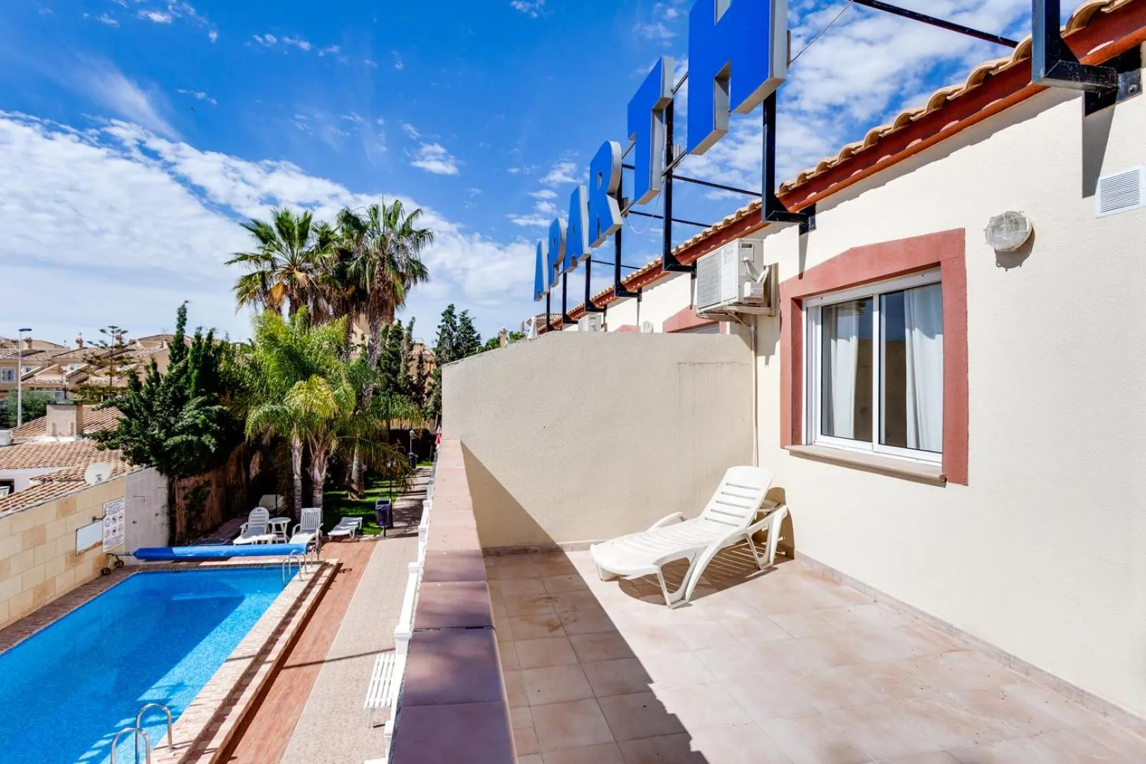 Swimming pool in Laguna Salada Hotel Apartamento