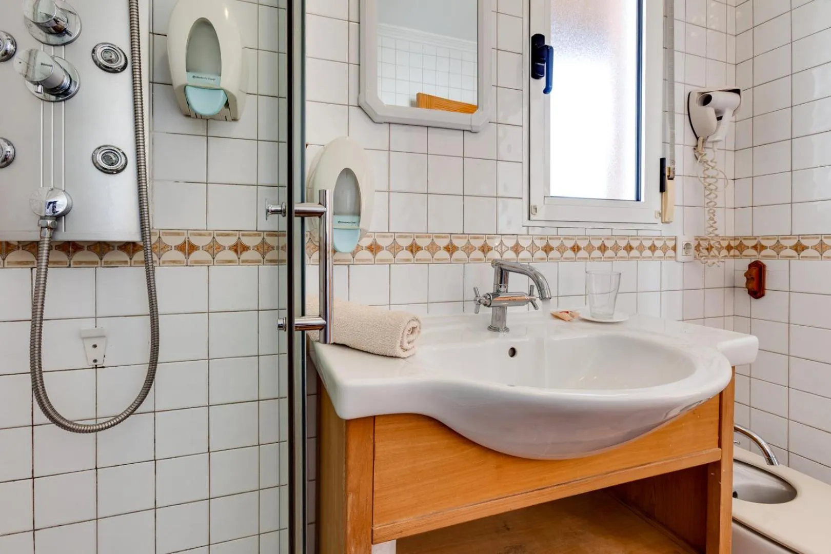 Bathroom in Laguna Salada Hotel Apartamento