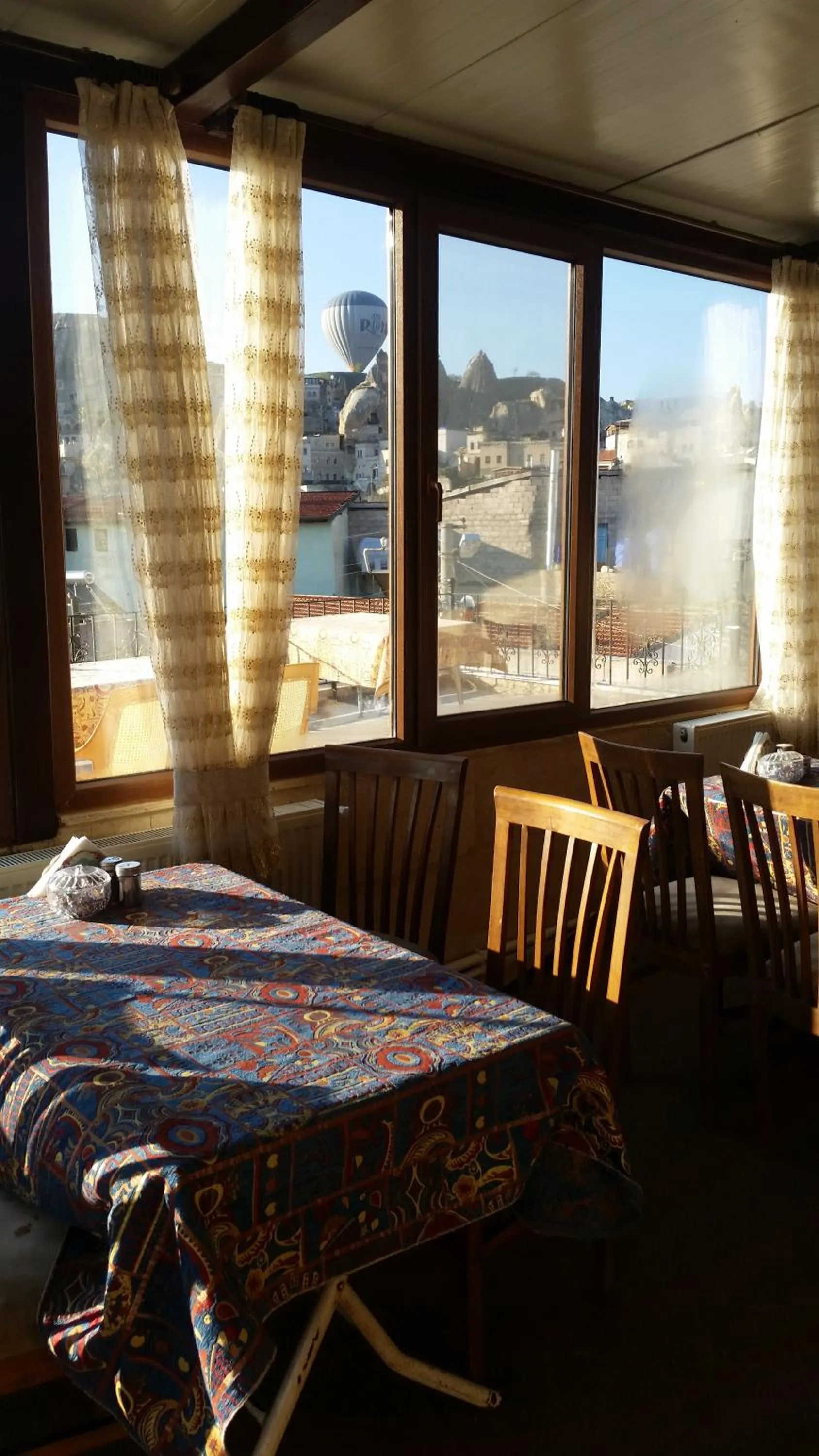 Restaurant/places to eat in Emre's Stone House