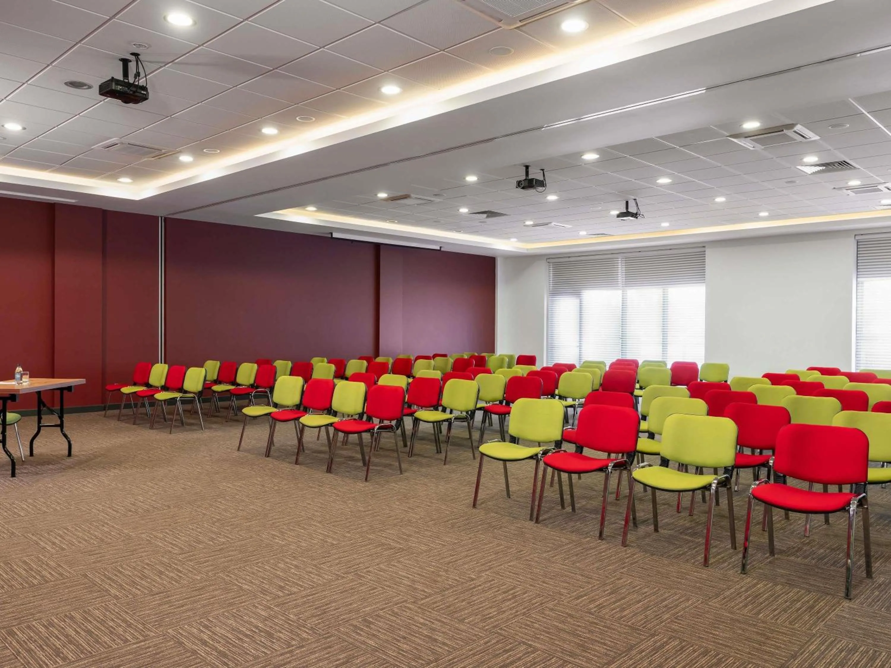 Meeting/conference room in ibis Ankara Airport Hotel