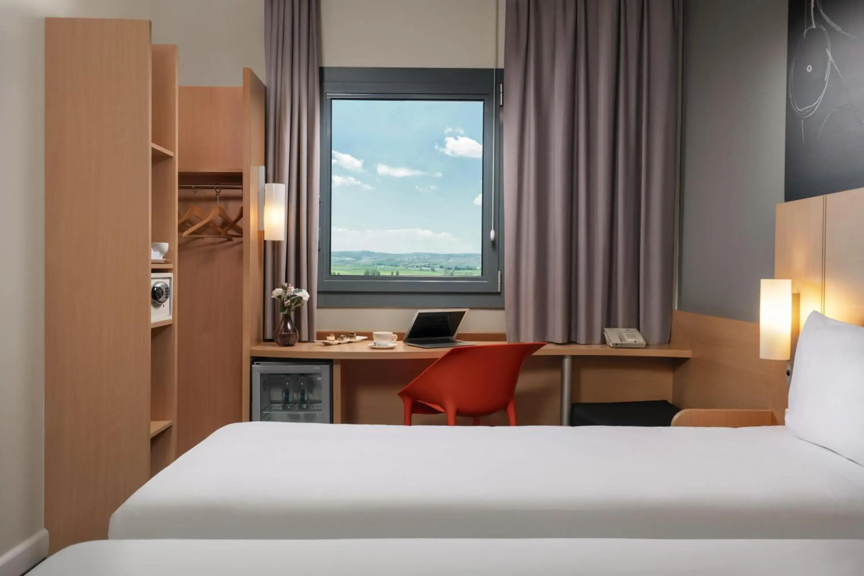 Bed in ibis Ankara Airport Hotel Bed in ibis Ankara Airport Hotel