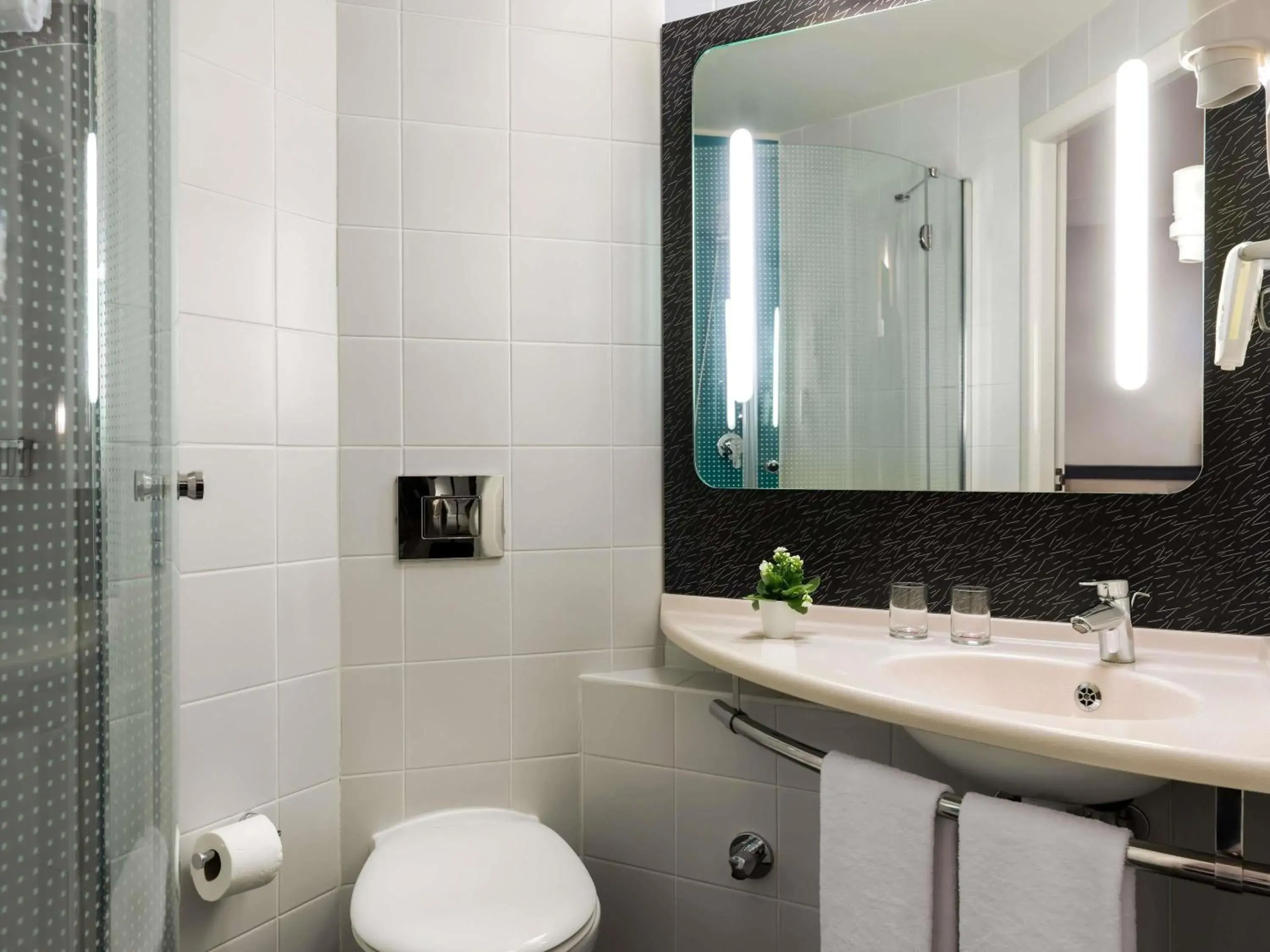 Bedroom in ibis Ankara Airport Hotel Bedroom in ibis Ankara Airport Hotel