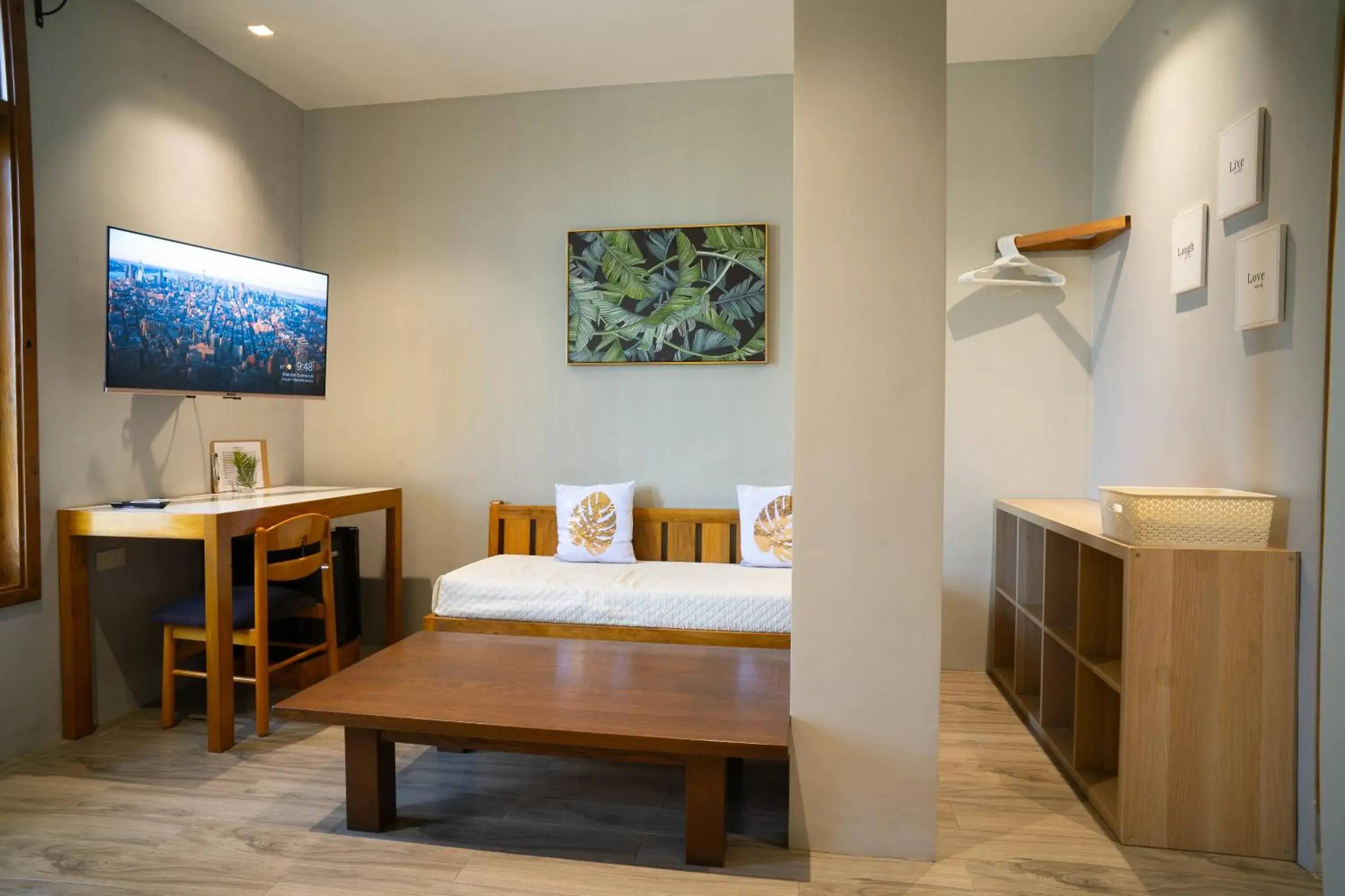 King Suite in Madonna Hometel and Suites New Pandan King Suite in Madonna Hometel and Suites New Pandan