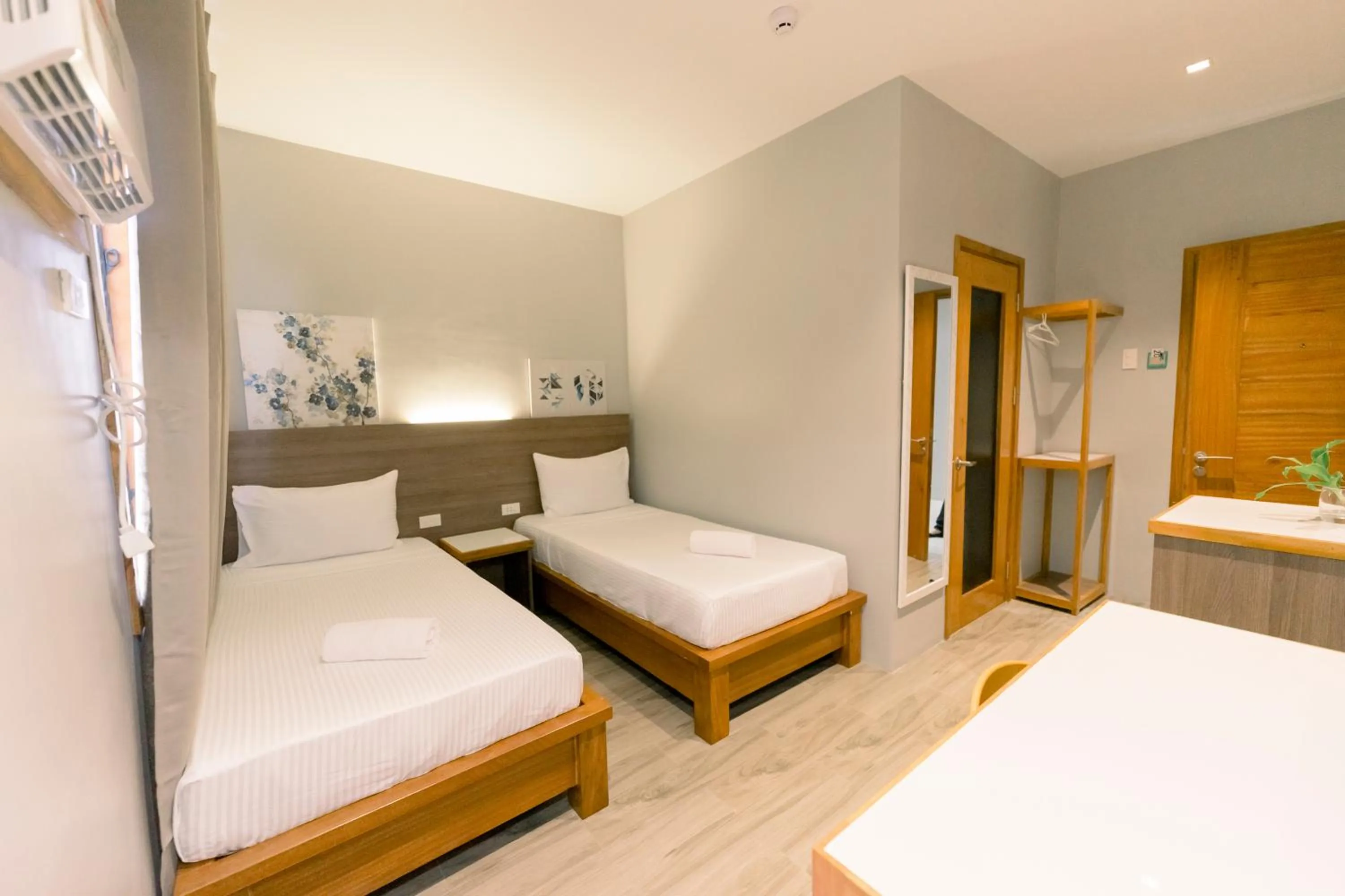 Bed in Madonna Hometel and Suites New Pandan